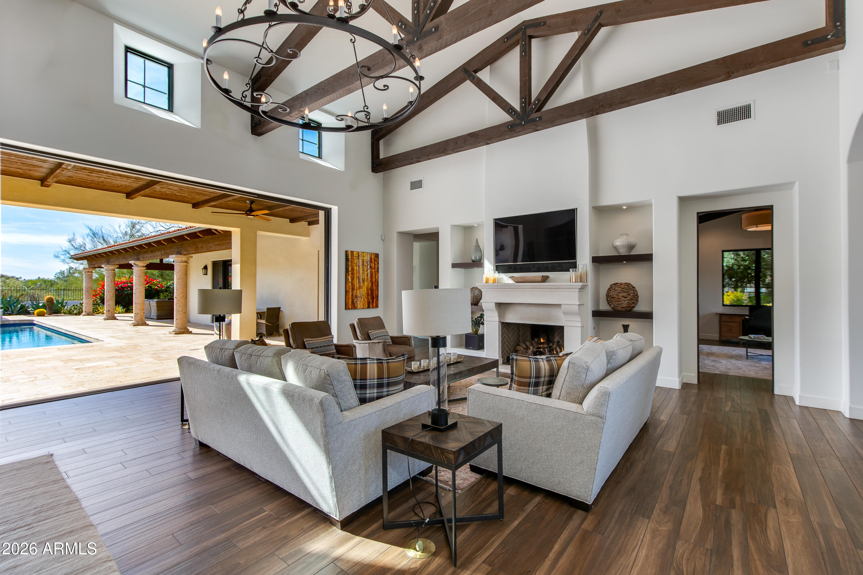 4529 E MADEROS DEL CUENTA Drive