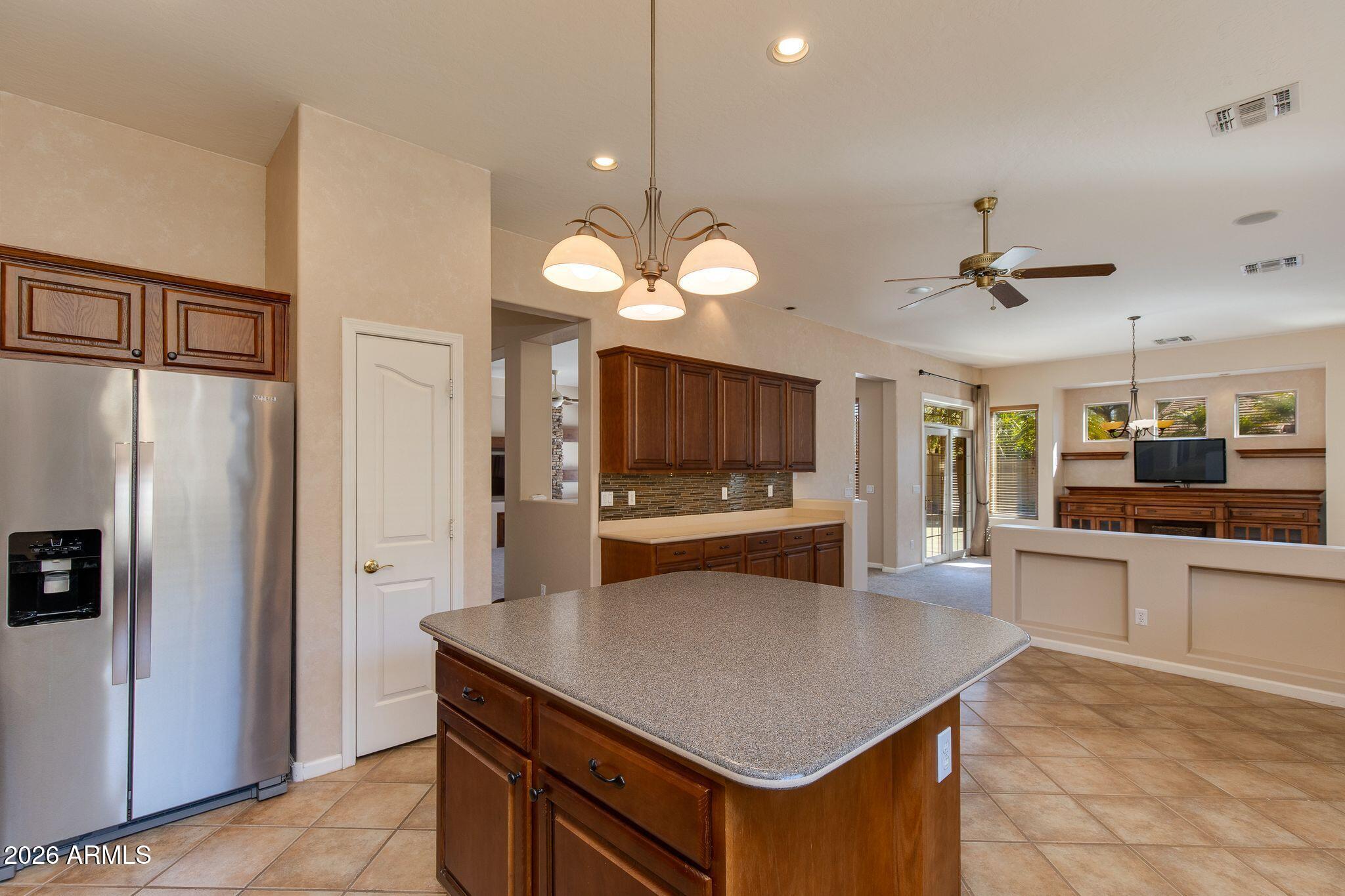 2483 E WATERVIEW Place