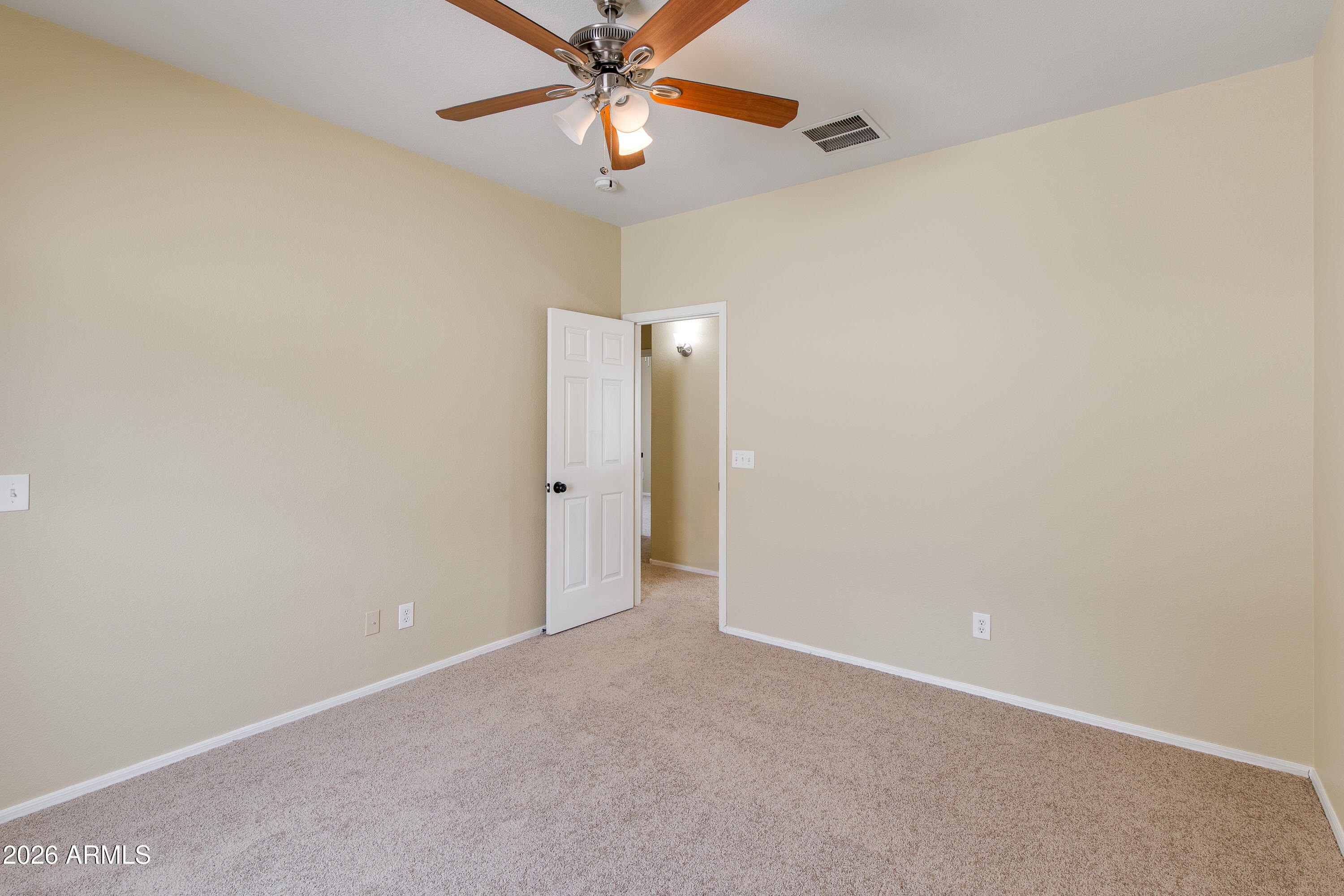 5609 E Lush Vista View