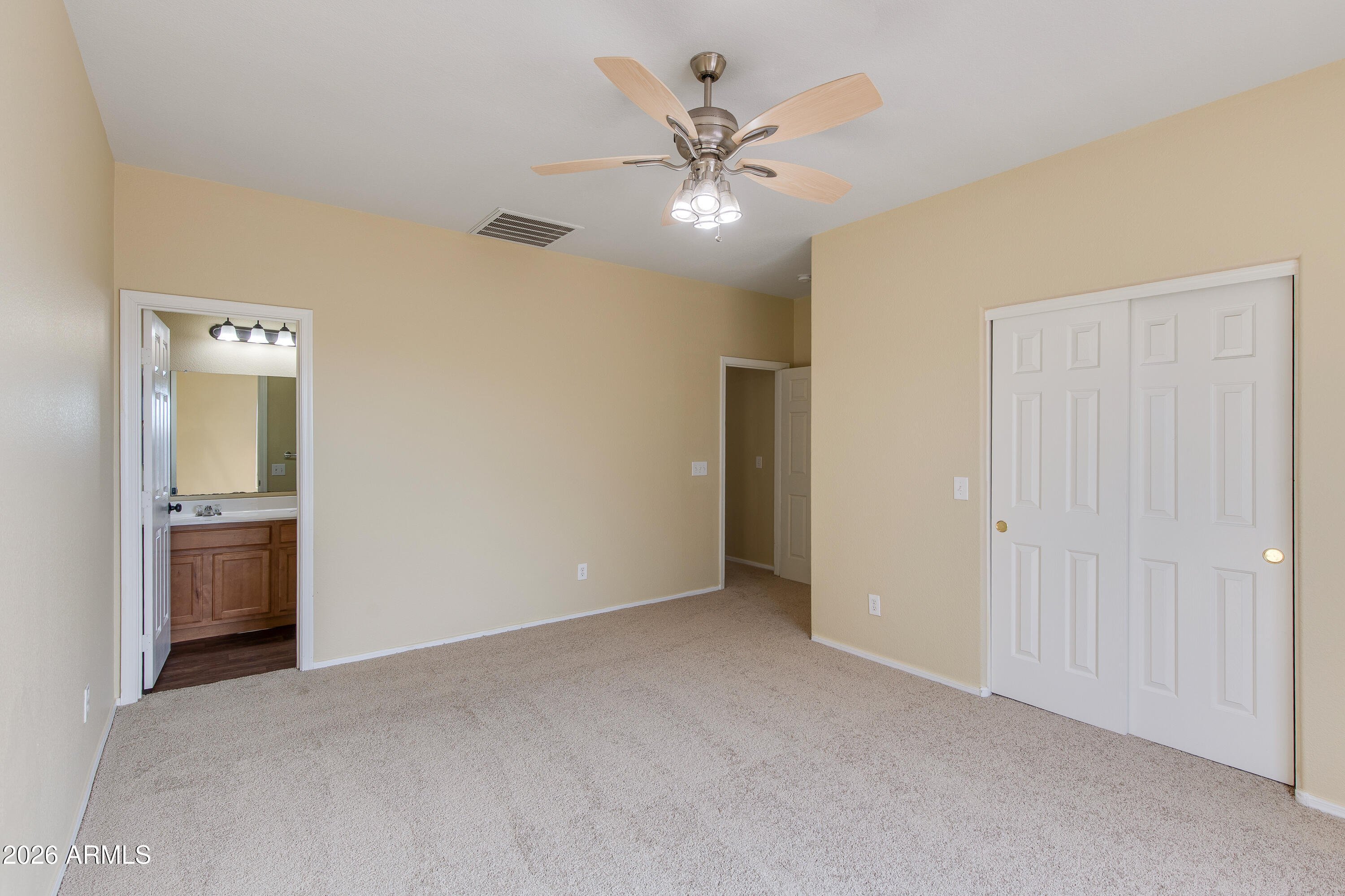 5609 E Lush Vista View