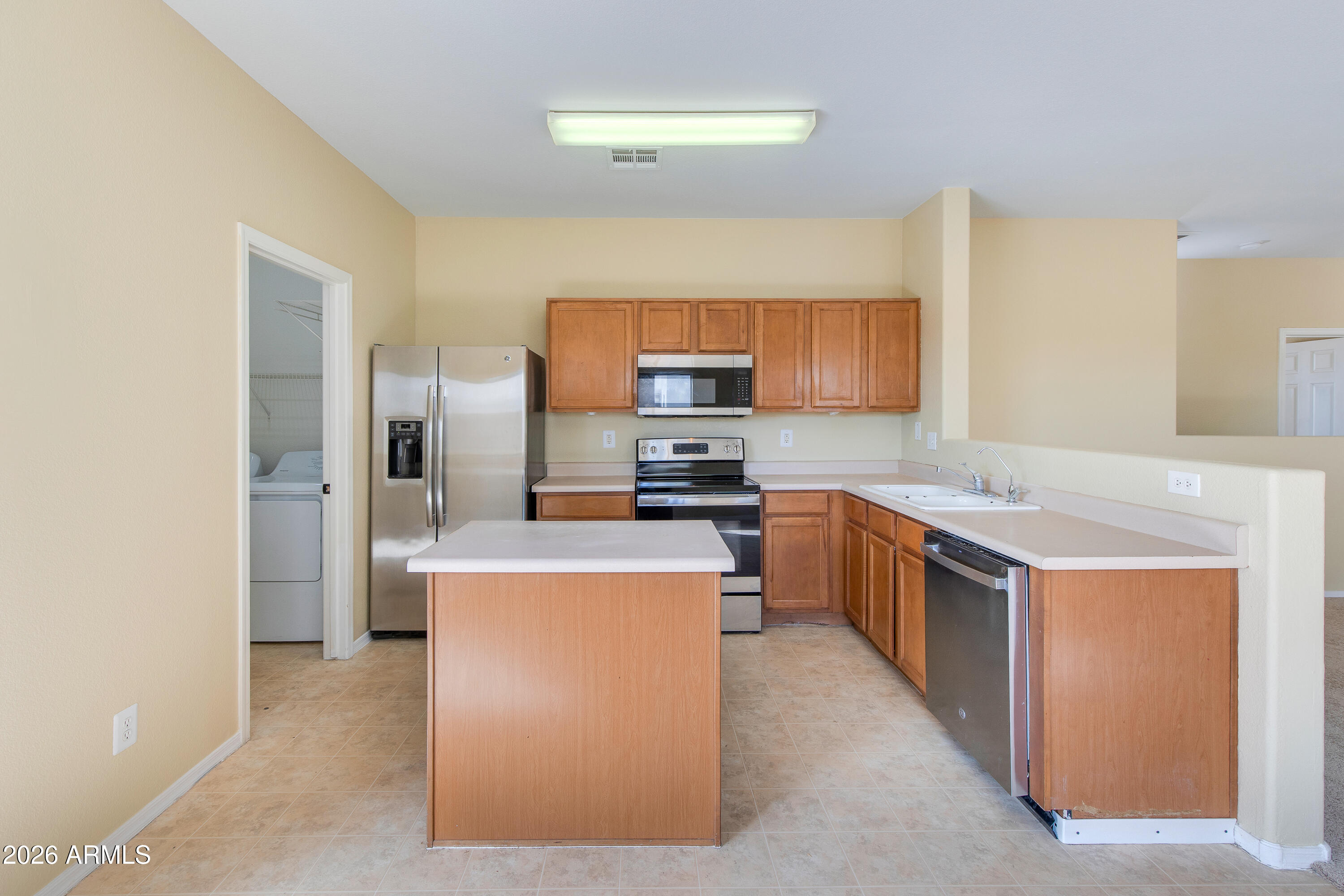 5609 E Lush Vista View