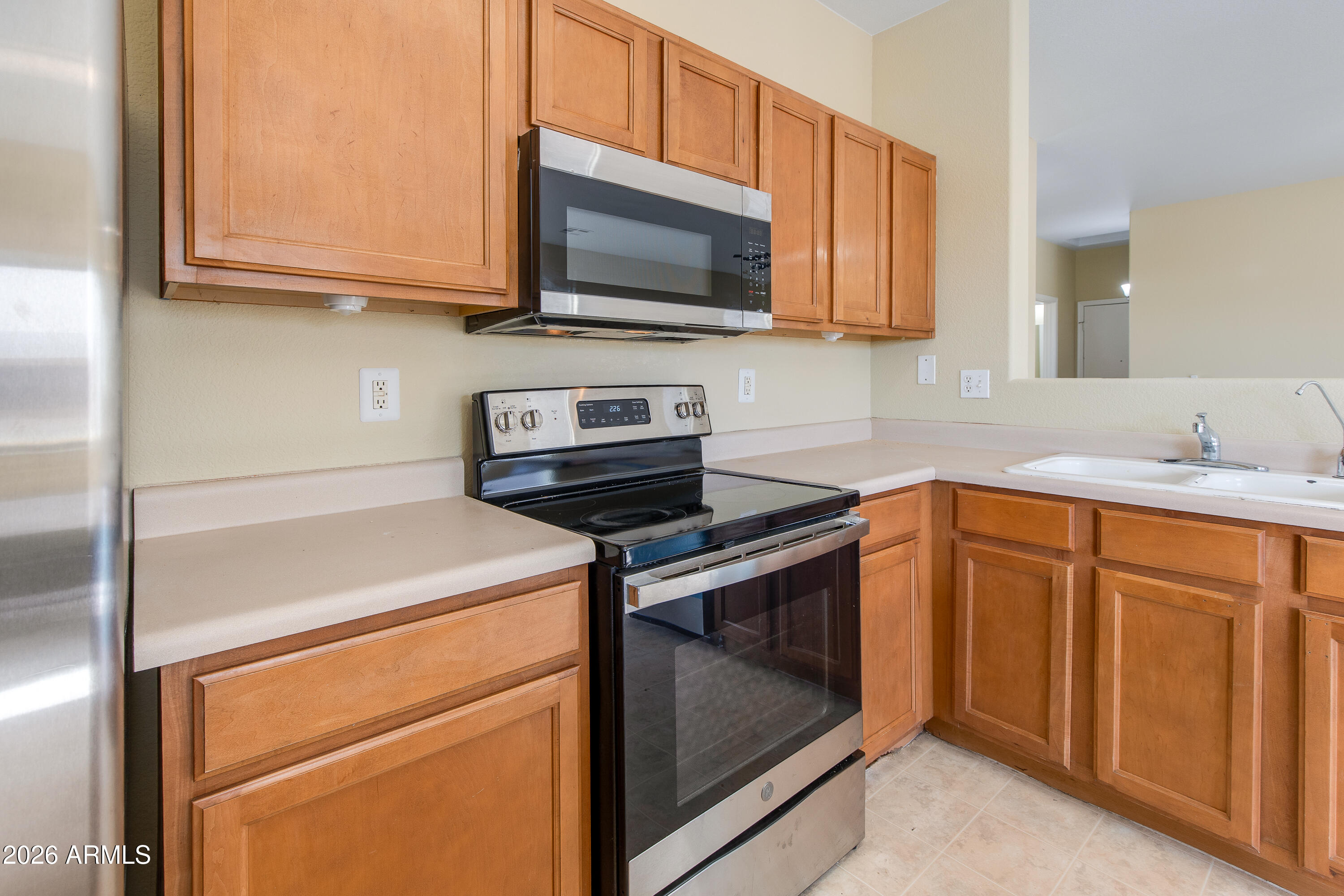 5609 E Lush Vista View