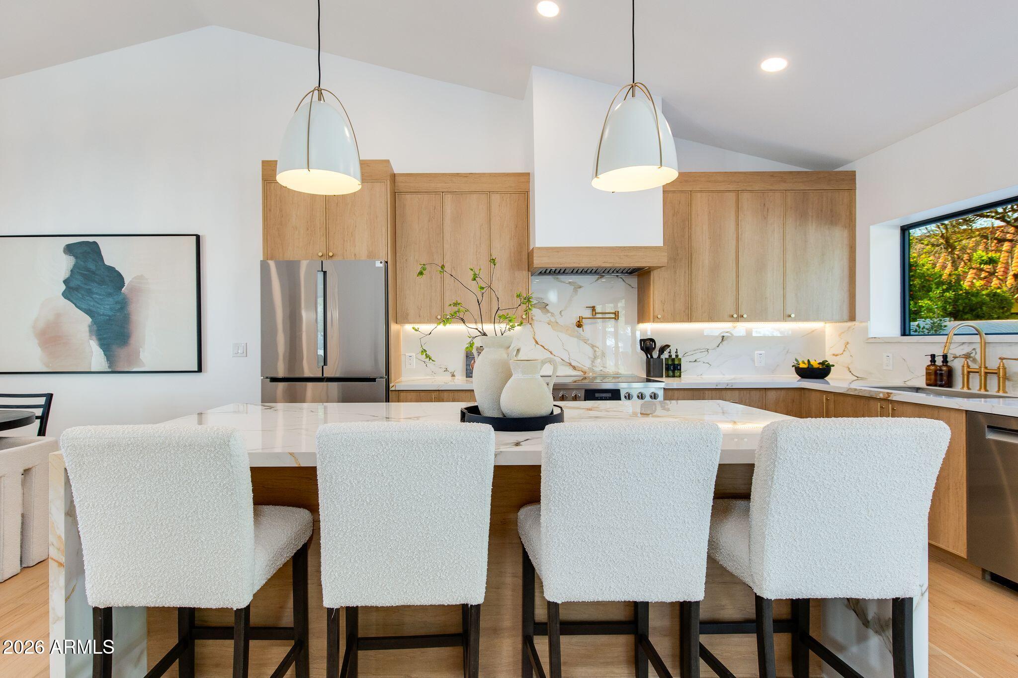 10580 E BELLA VISTA Drive