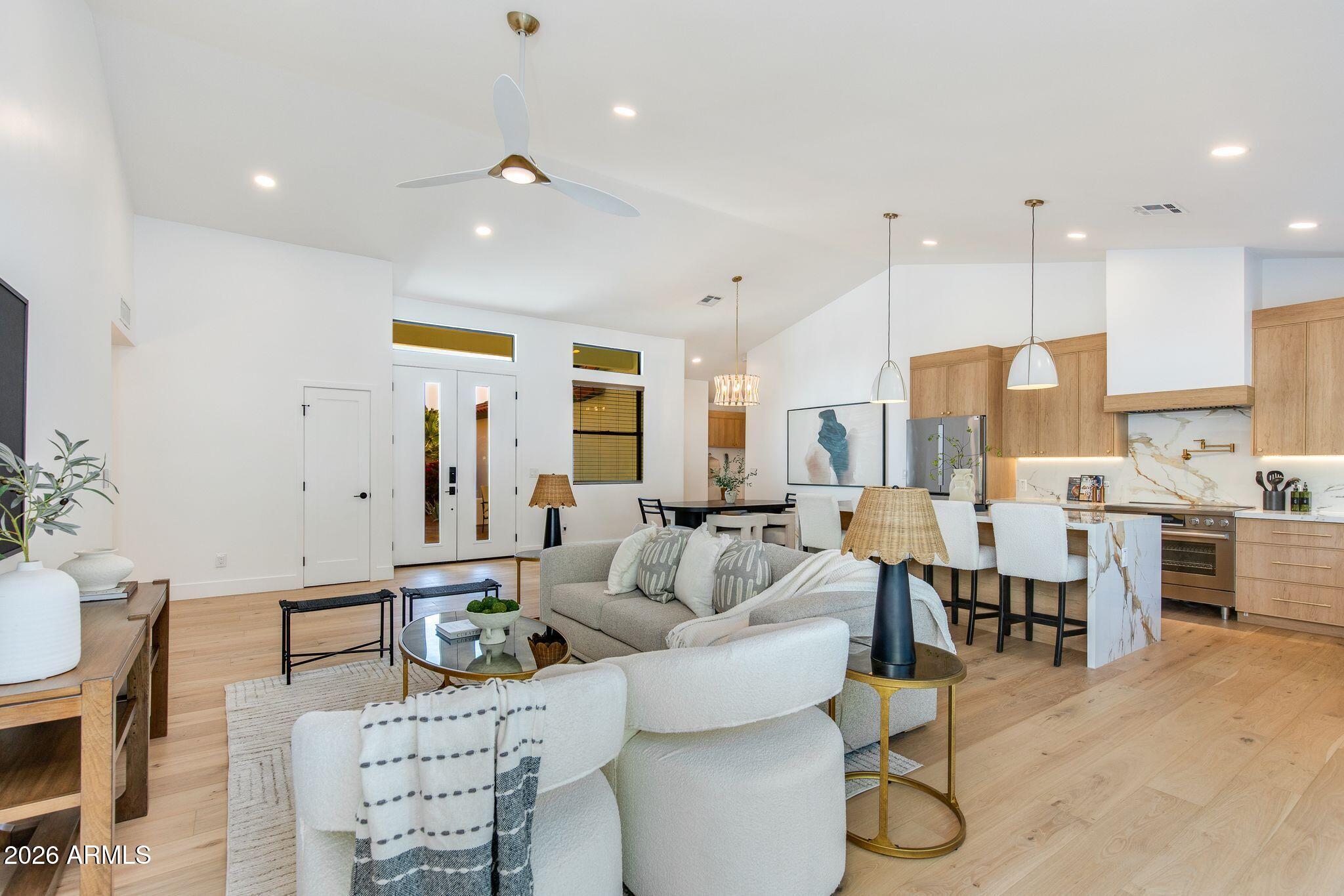 10580 E BELLA VISTA Drive