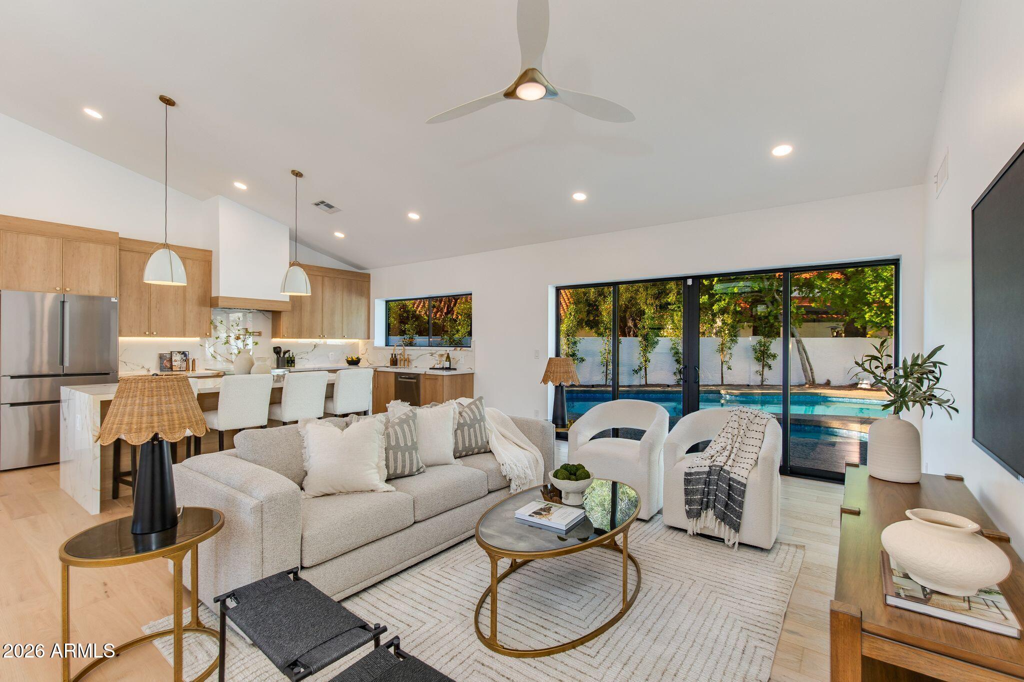 10580 E BELLA VISTA Drive