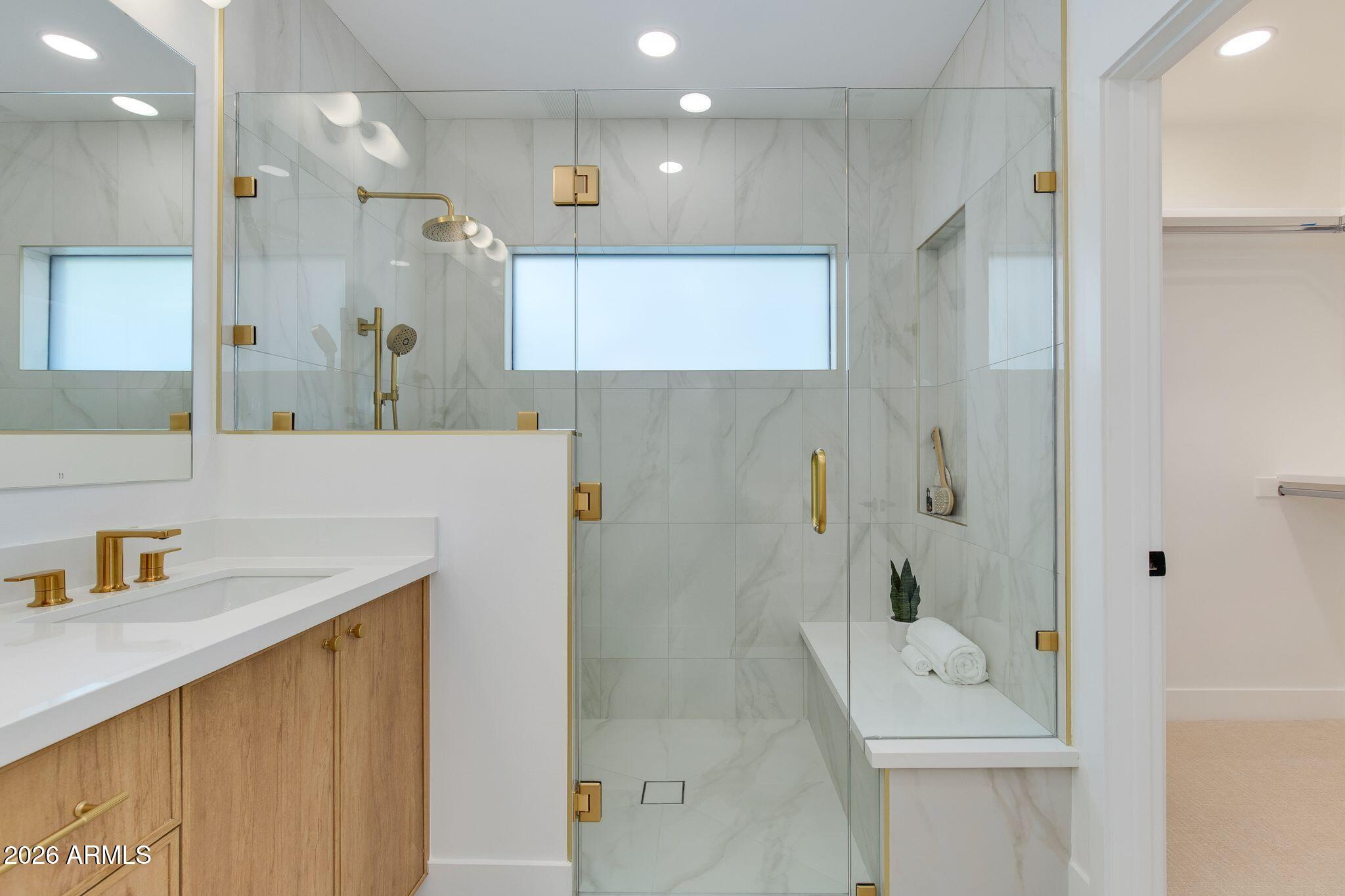 10580 E BELLA VISTA Drive