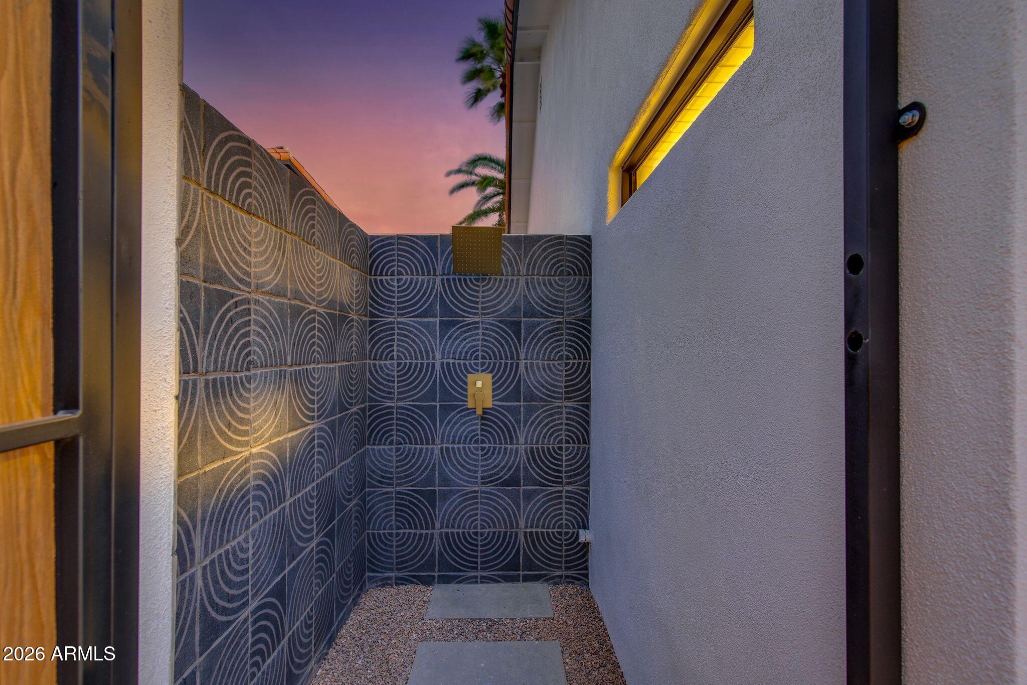 10580 E BELLA VISTA Drive