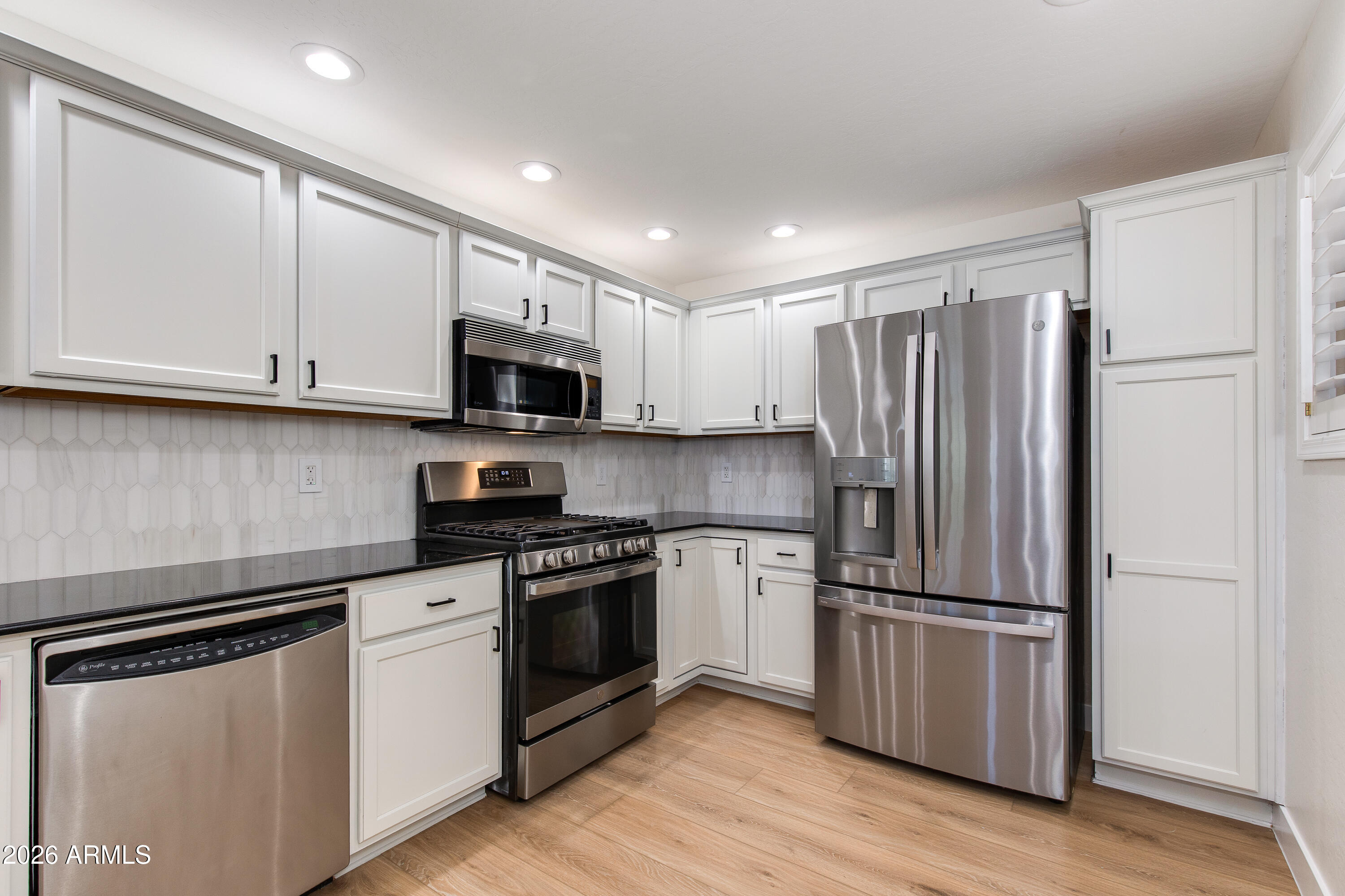 19700 N 76TH Street 1188