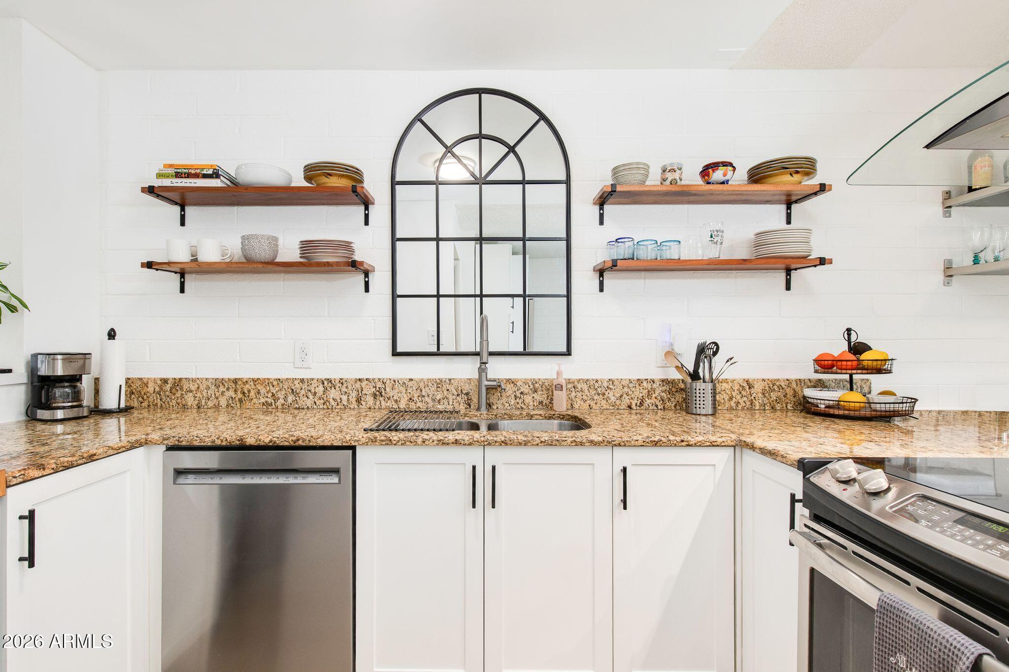 4846 N WOODMERE FAIRWAY 1