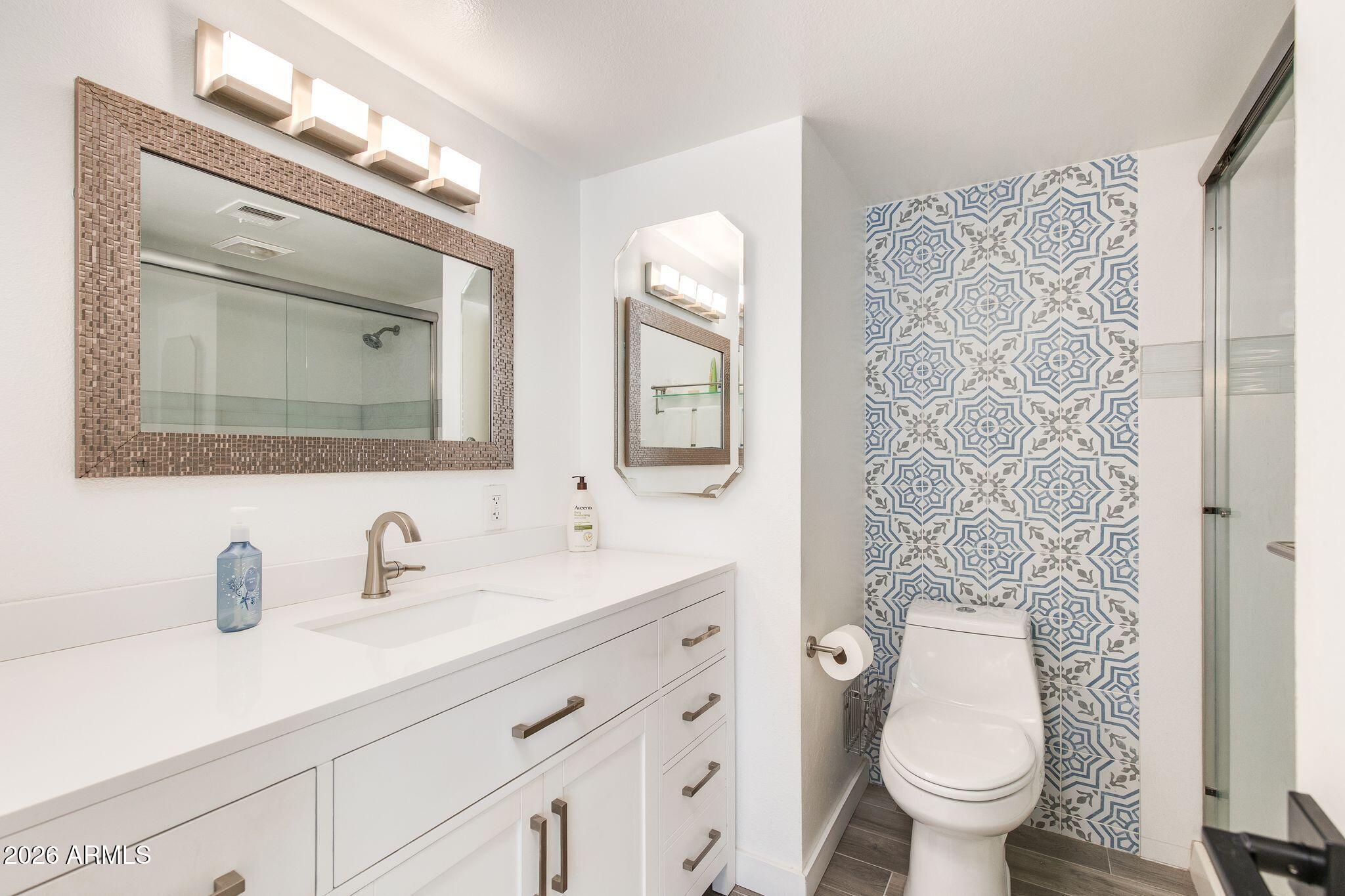 4846 N WOODMERE FAIRWAY 1