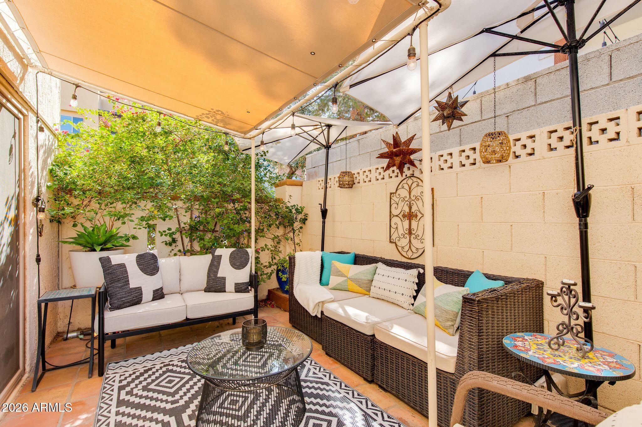 4846 N WOODMERE FAIRWAY 1