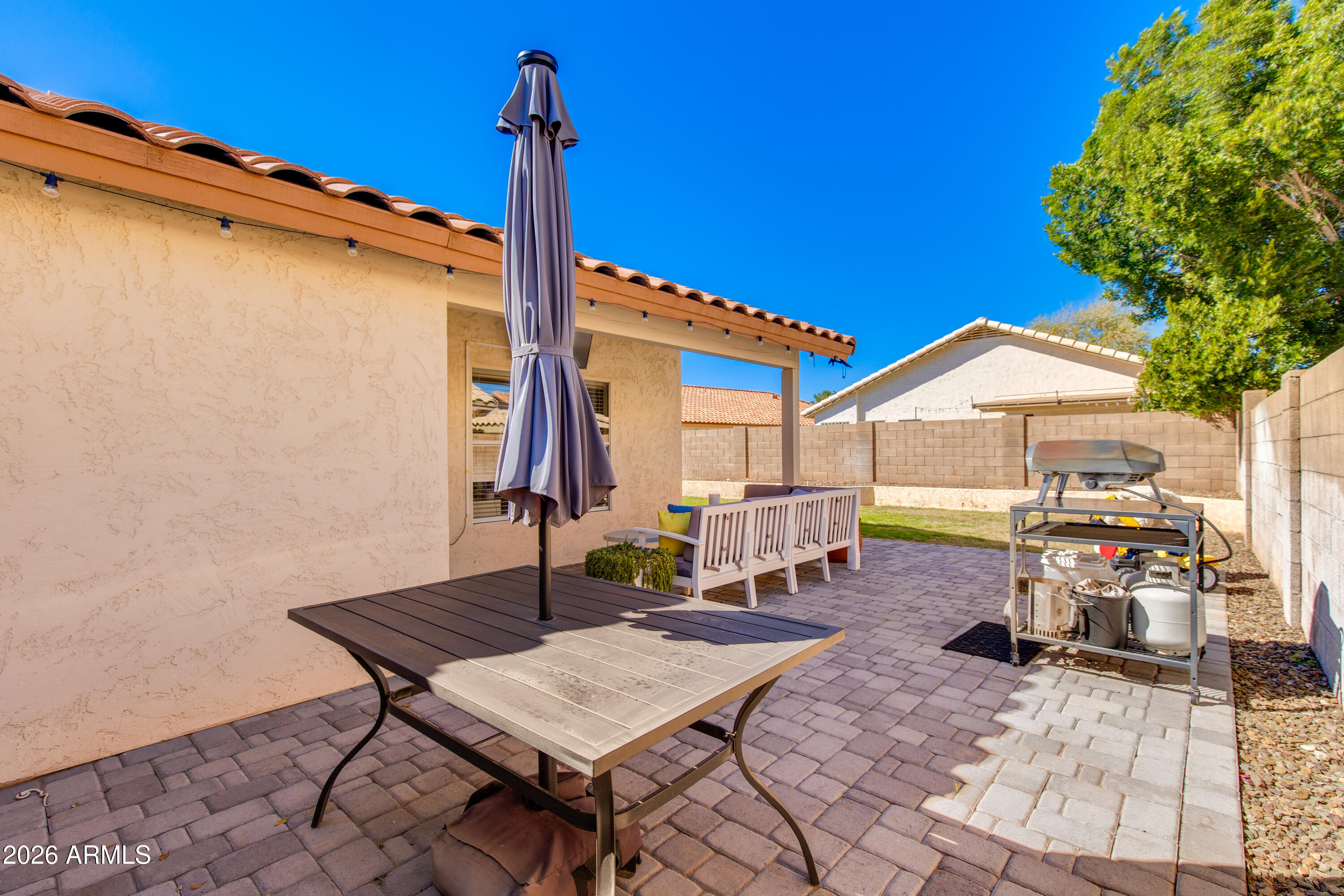 9750 W TONOPAH Drive