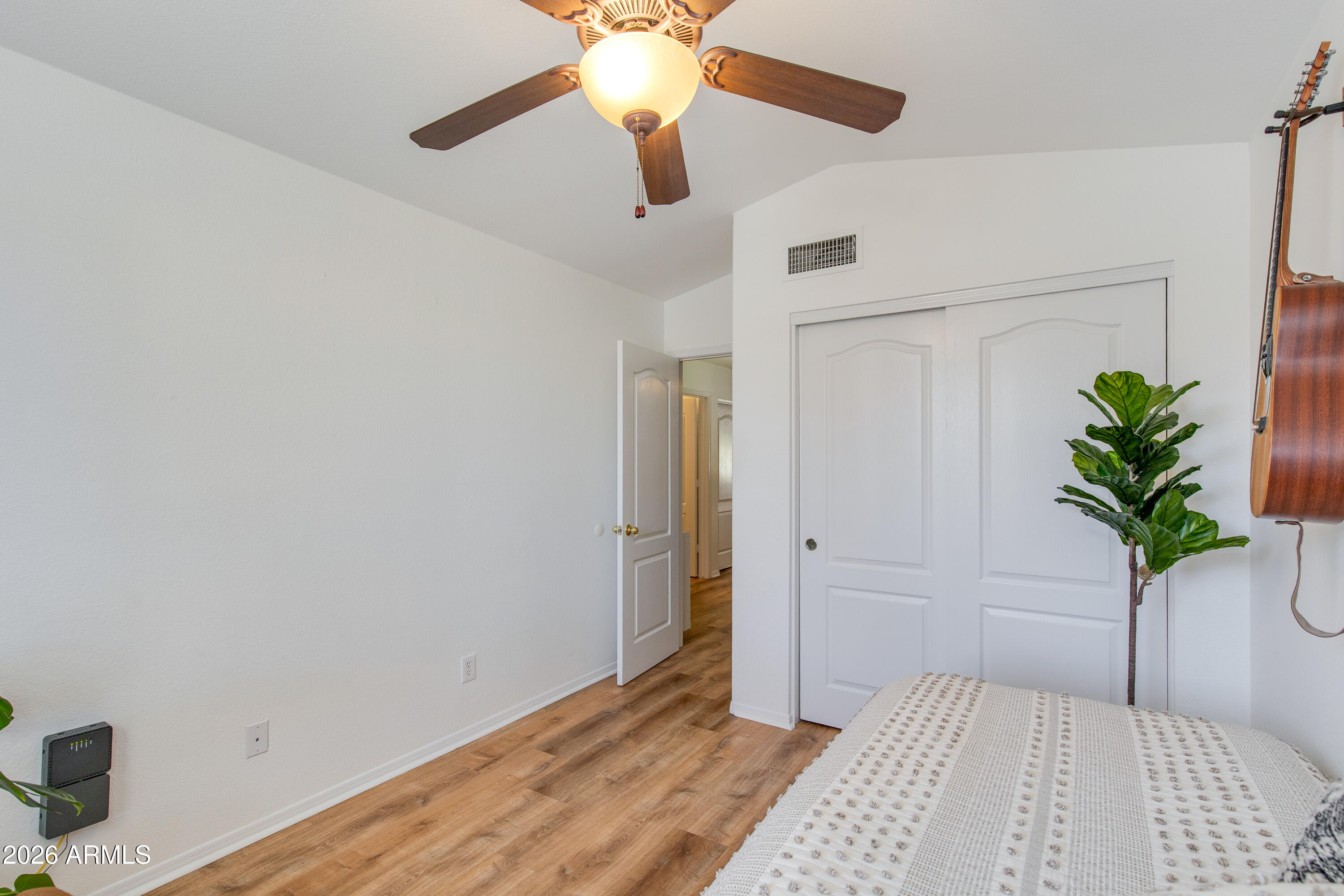 9750 W TONOPAH Drive