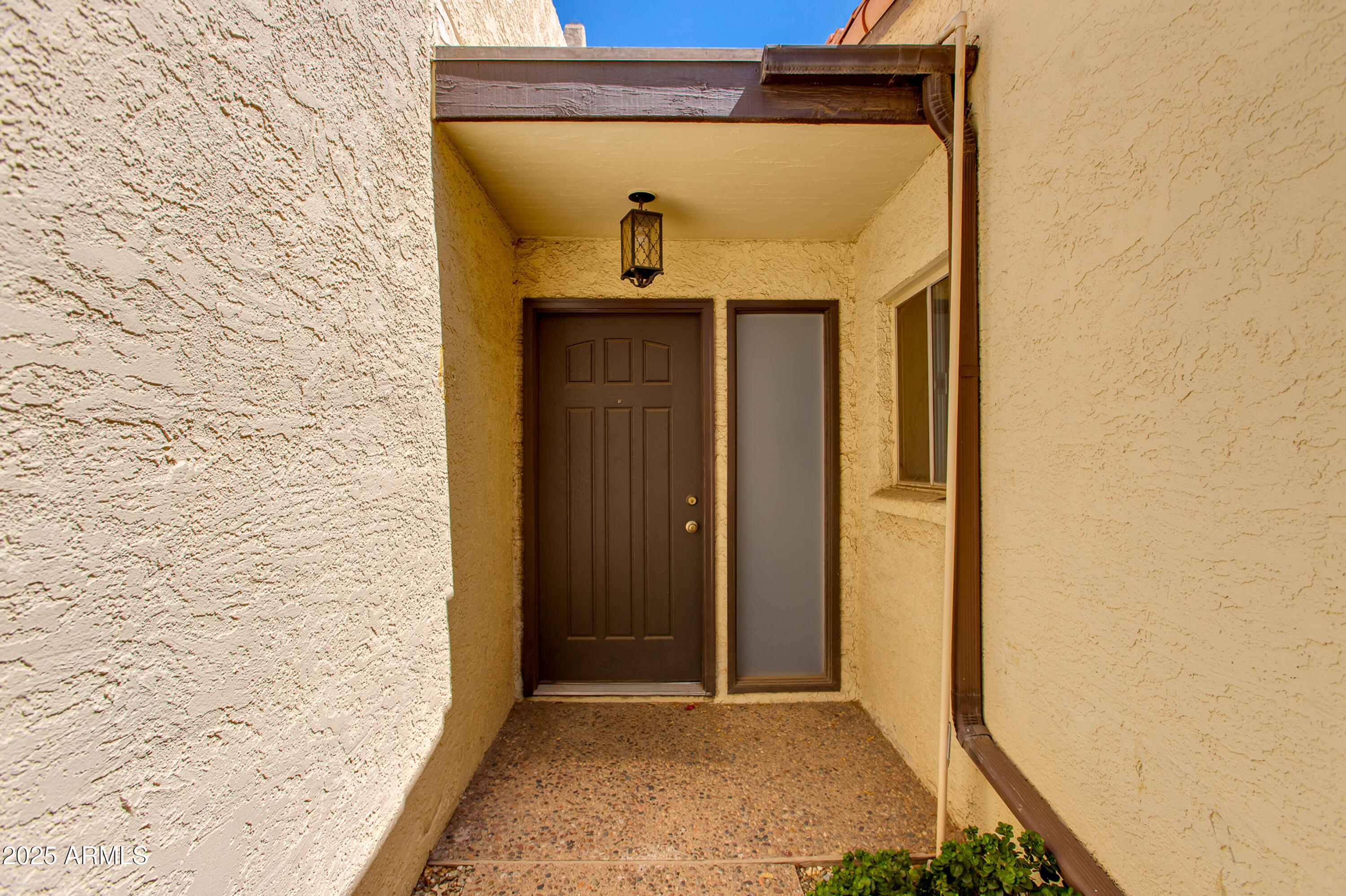 6 E MANZANITA Drive