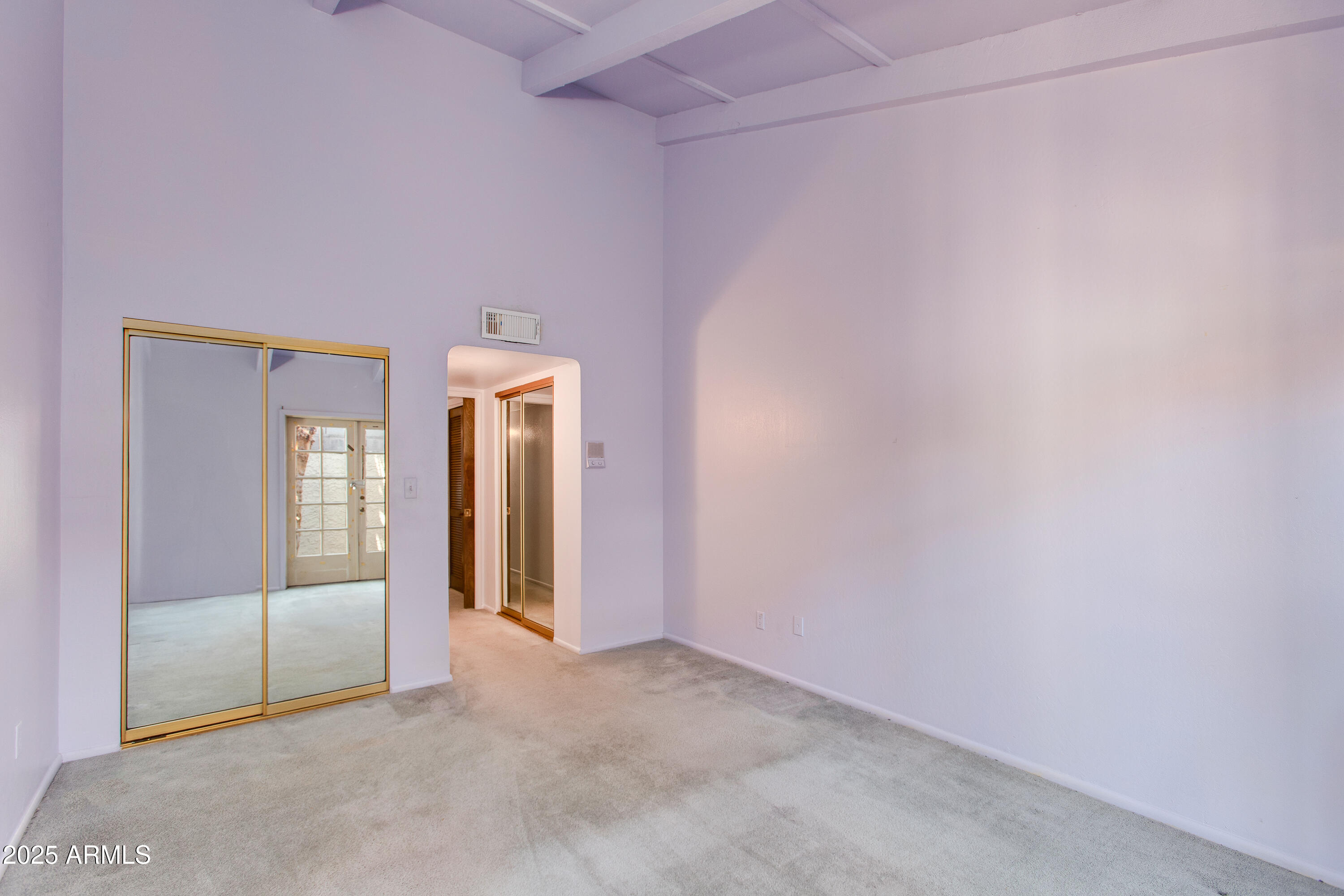 6 E MANZANITA Drive
