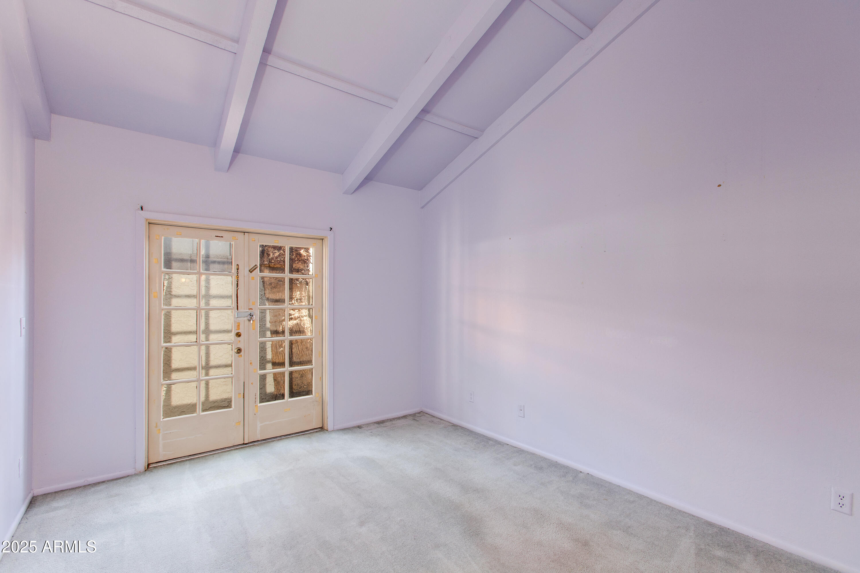 6 E MANZANITA Drive