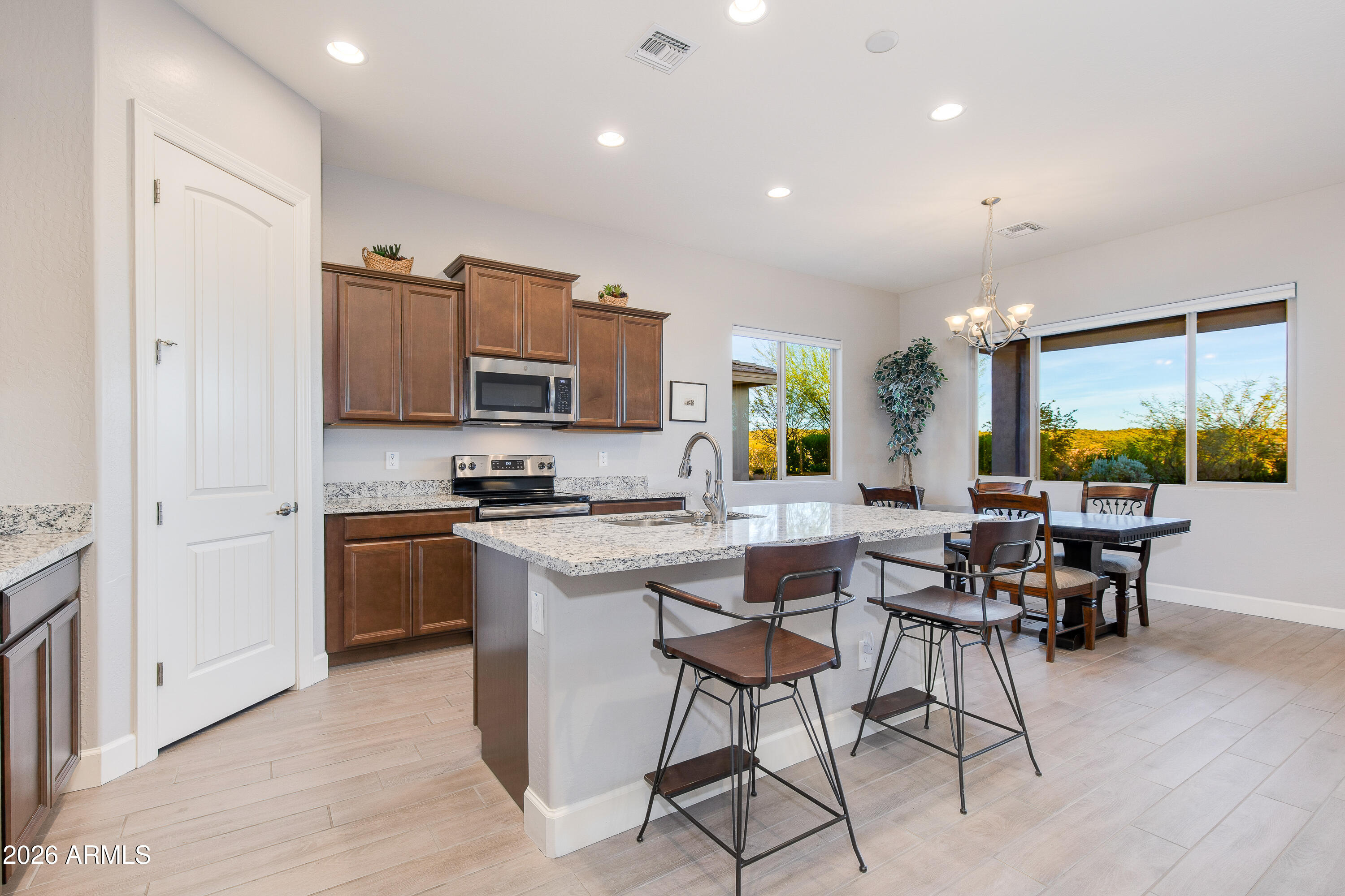 3075 TAPADEROS Drive