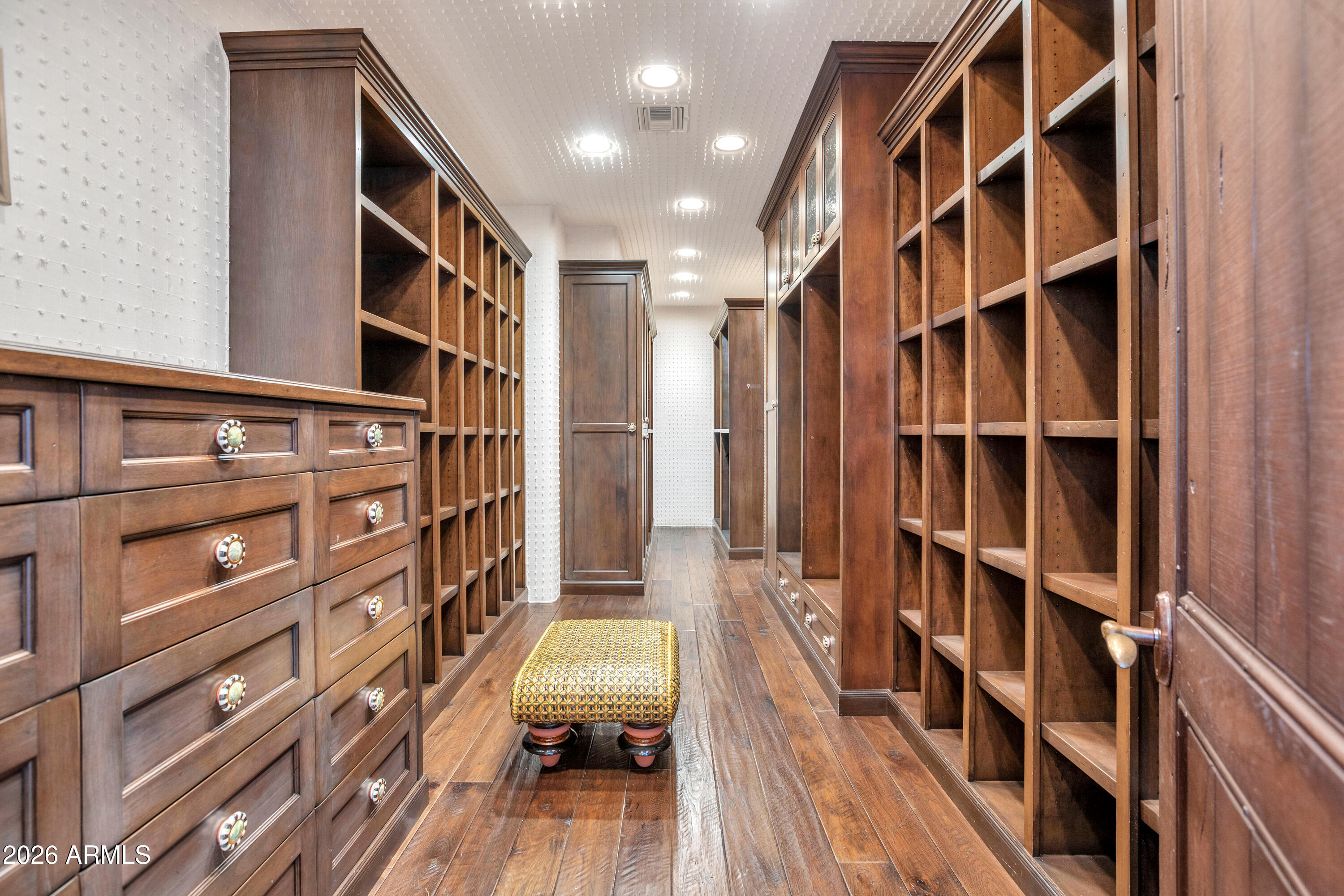 10040 E HAPPY VALLEY Road 68