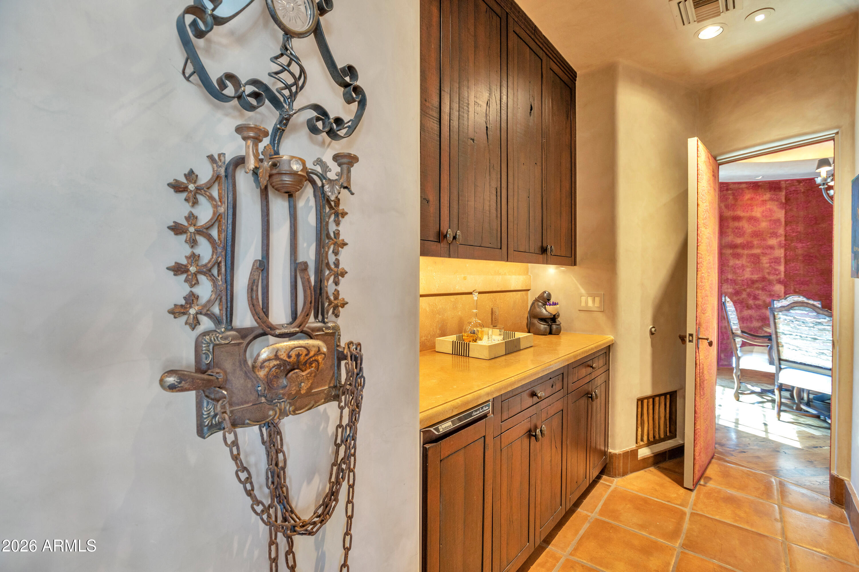 10040 E HAPPY VALLEY Road 68