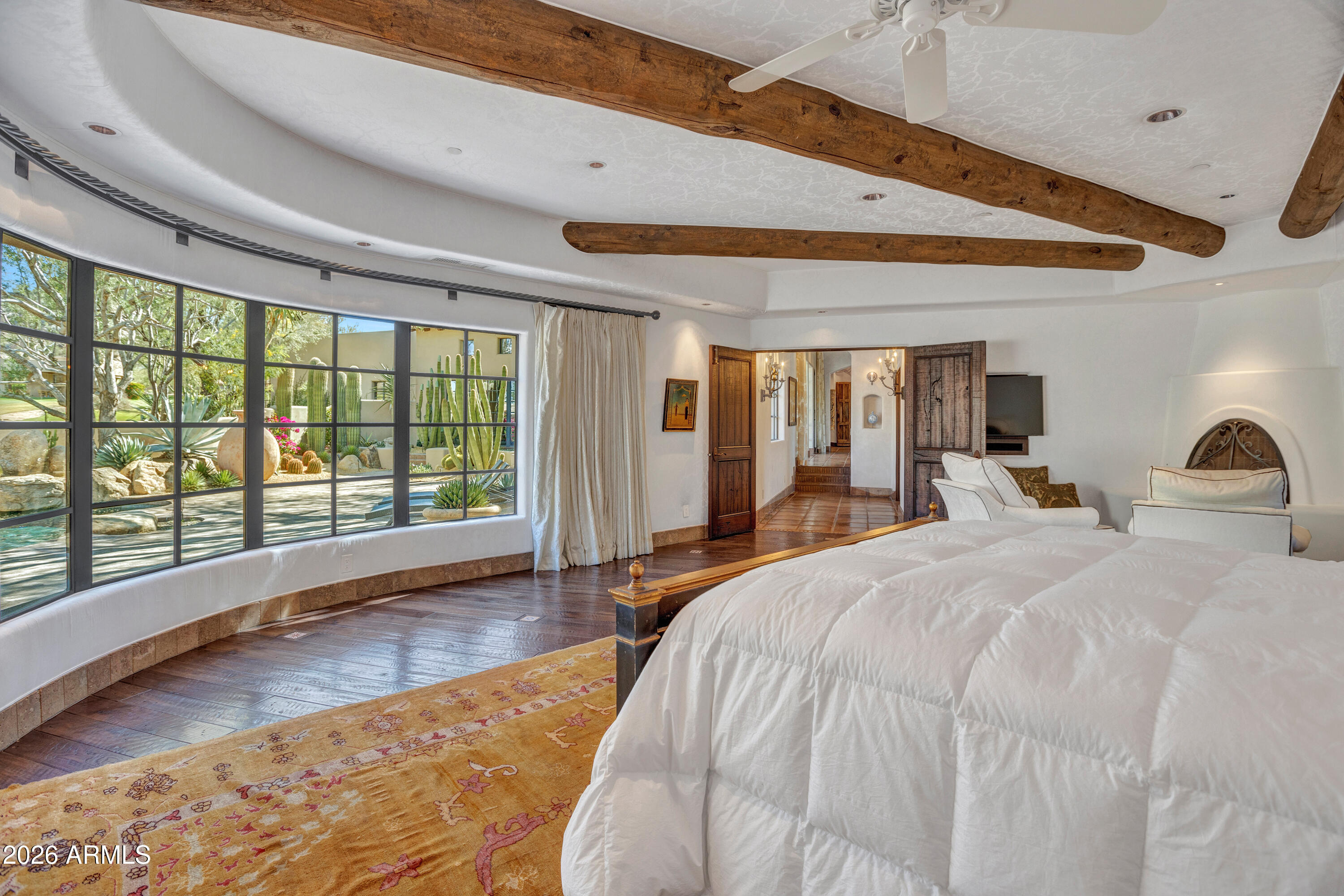 10040 E HAPPY VALLEY Road 68