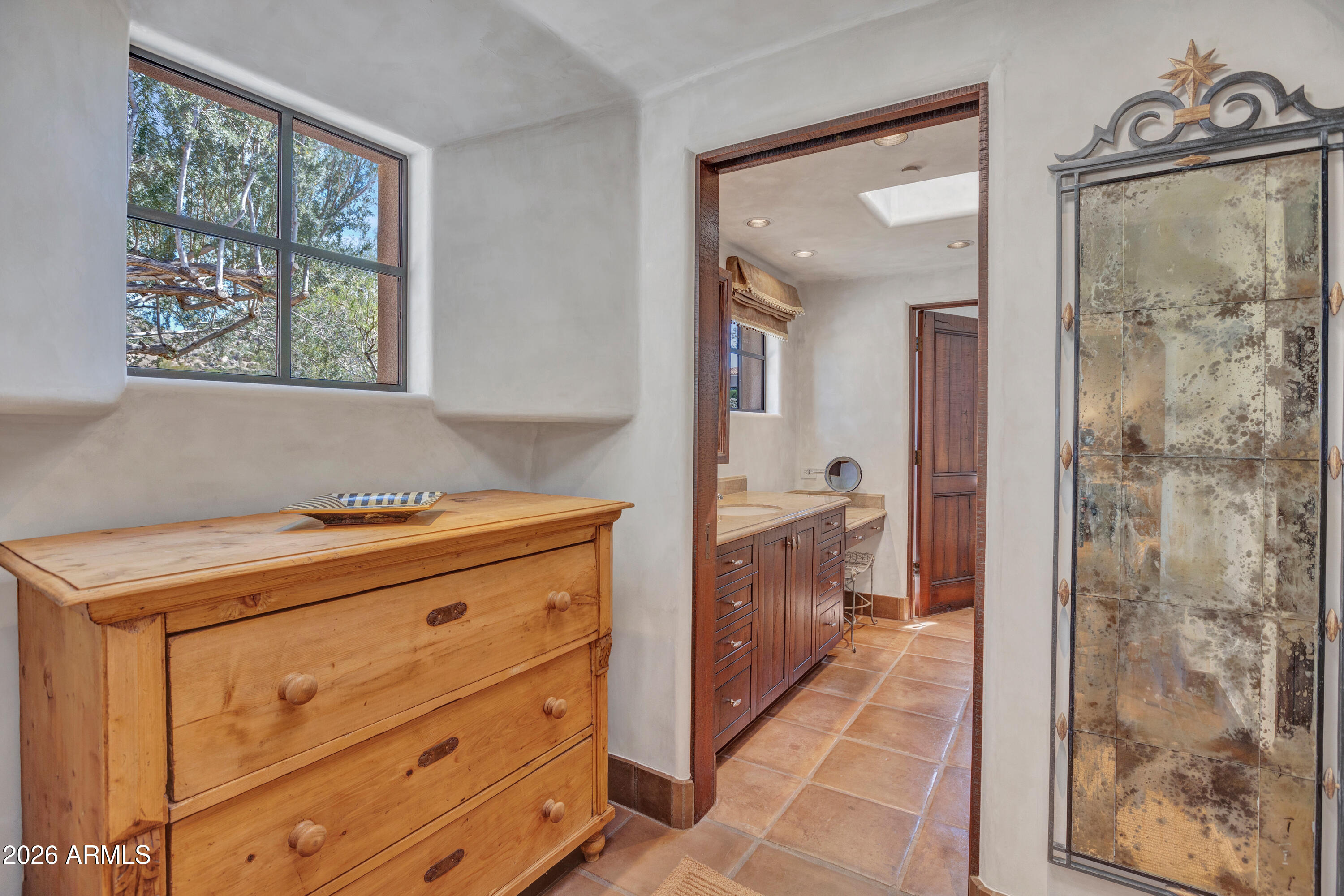 10040 E HAPPY VALLEY Road 68