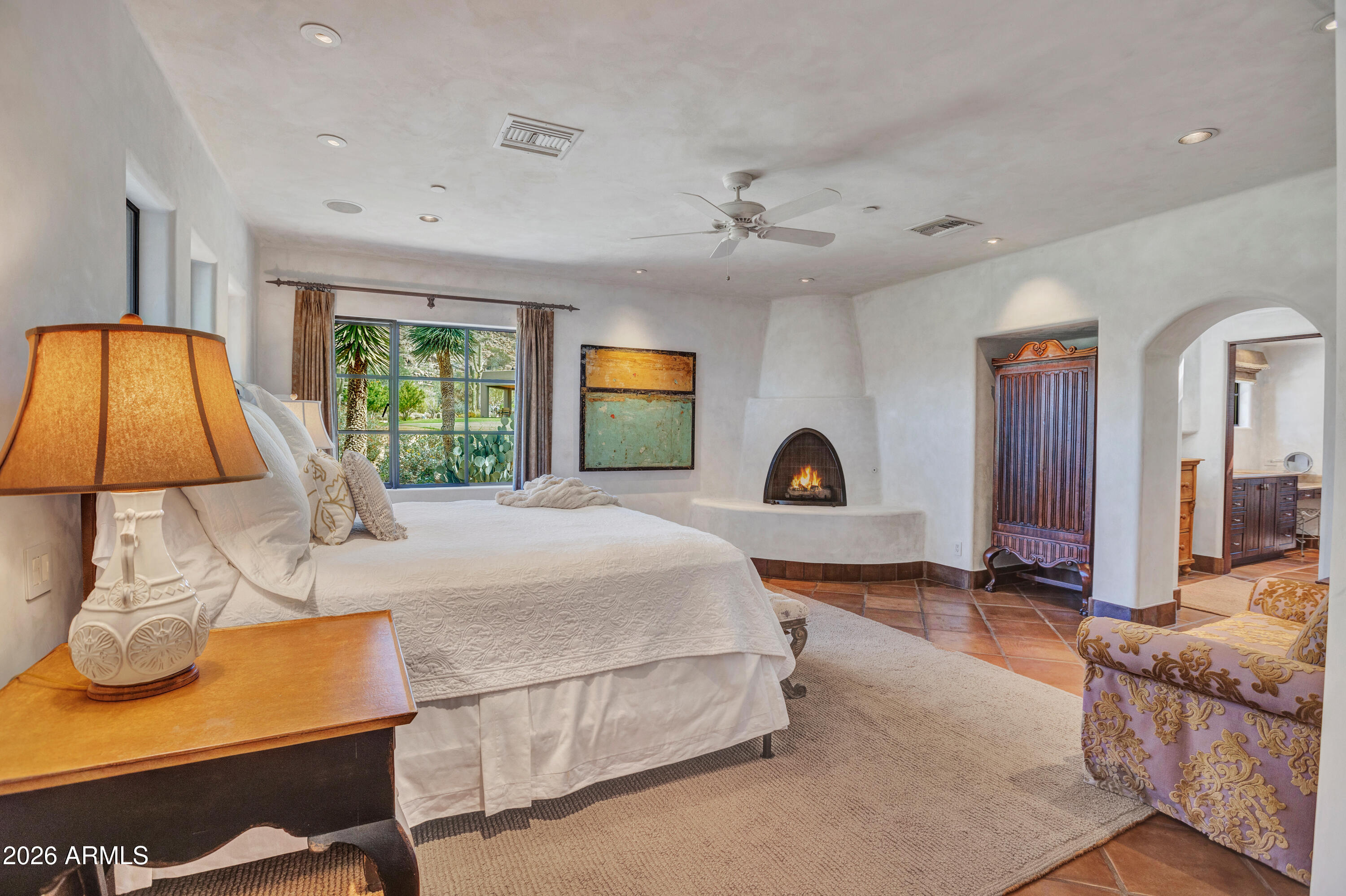 10040 E HAPPY VALLEY Road 68