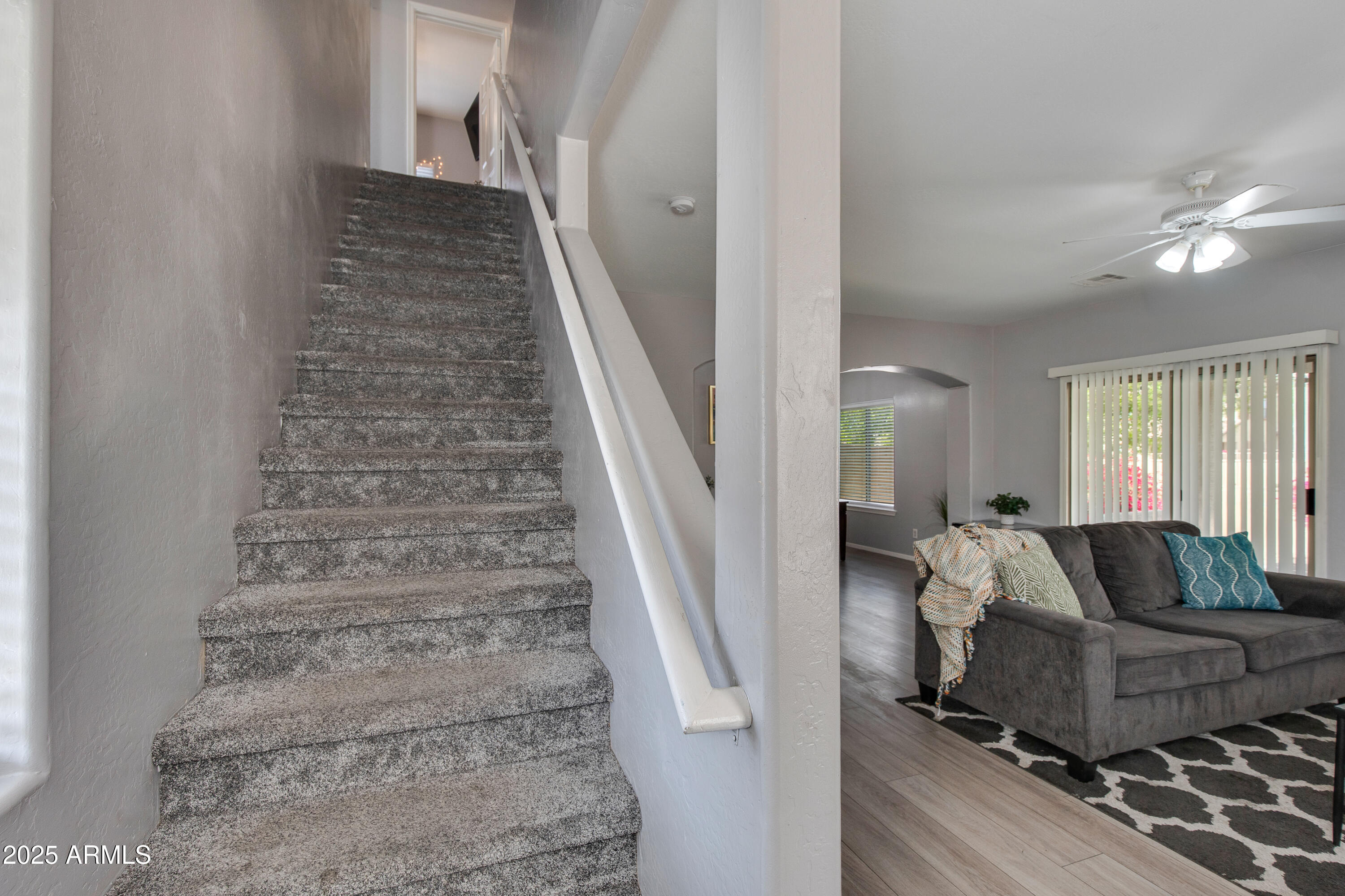 6626 W LAUREL Avenue