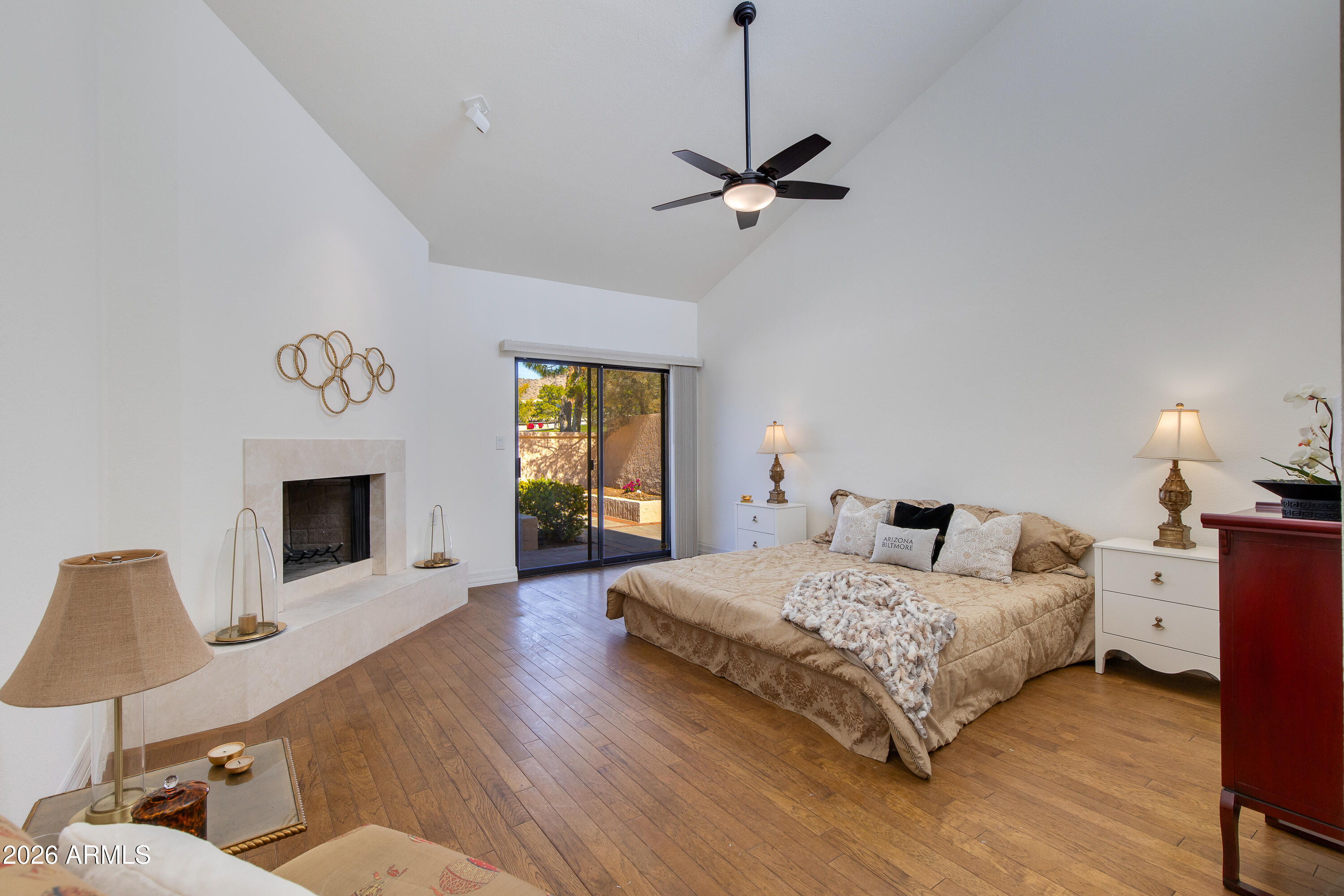 2626 E ARIZONA BILTMORE Circle 40