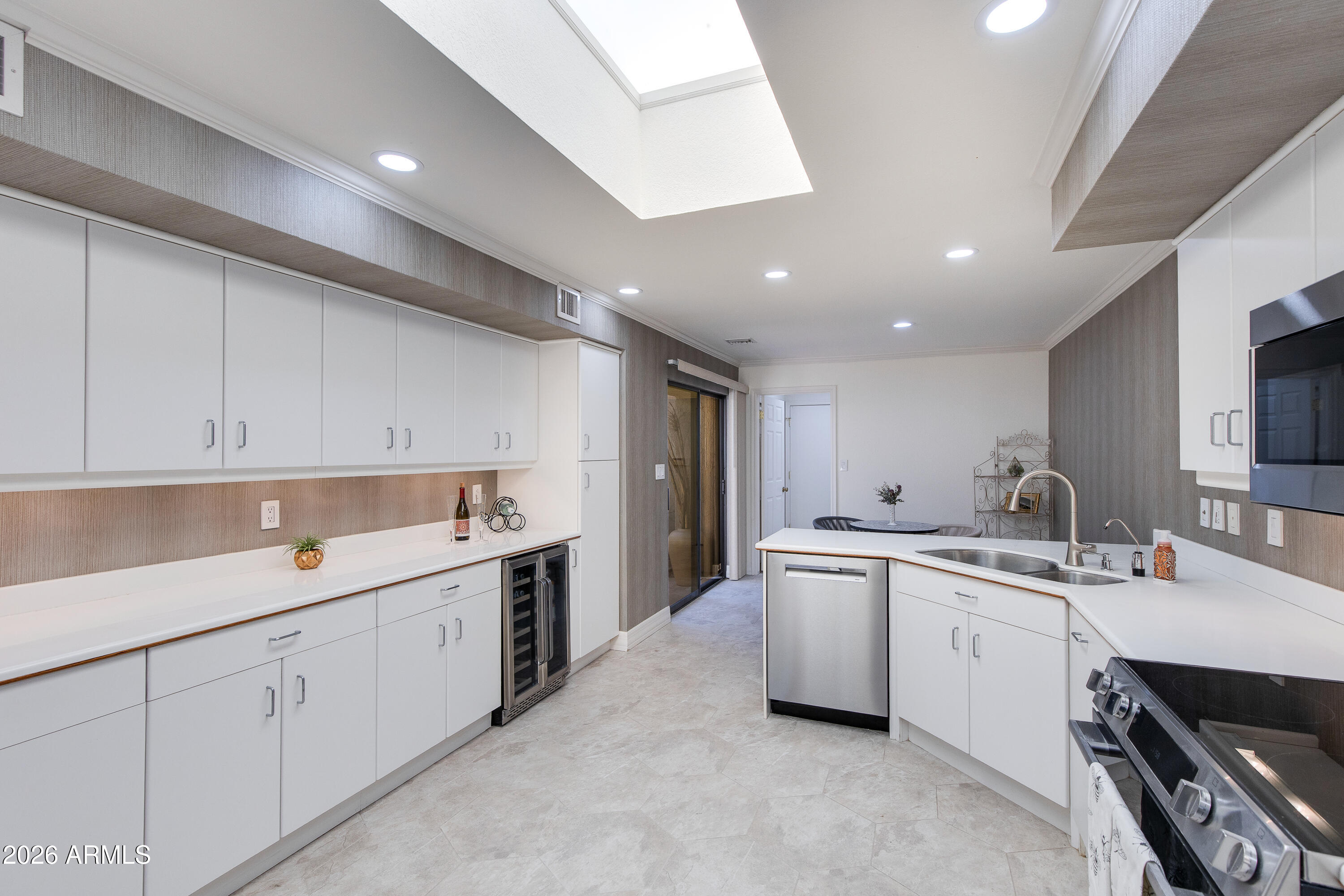 2626 E ARIZONA BILTMORE Circle 40