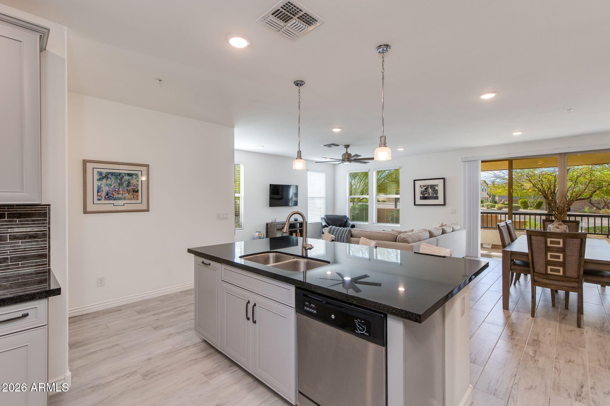 5100 E RANCHO PALOMA Drive 1002