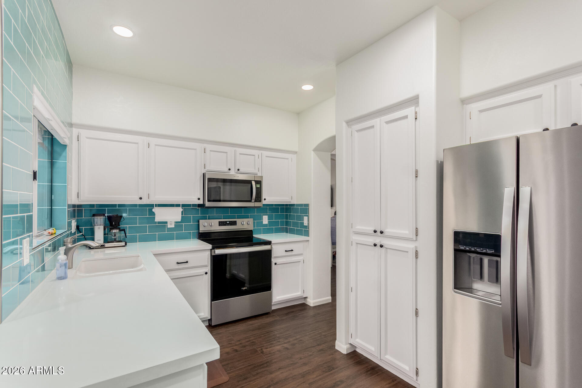 4721 E MORNING VISTA Lane
