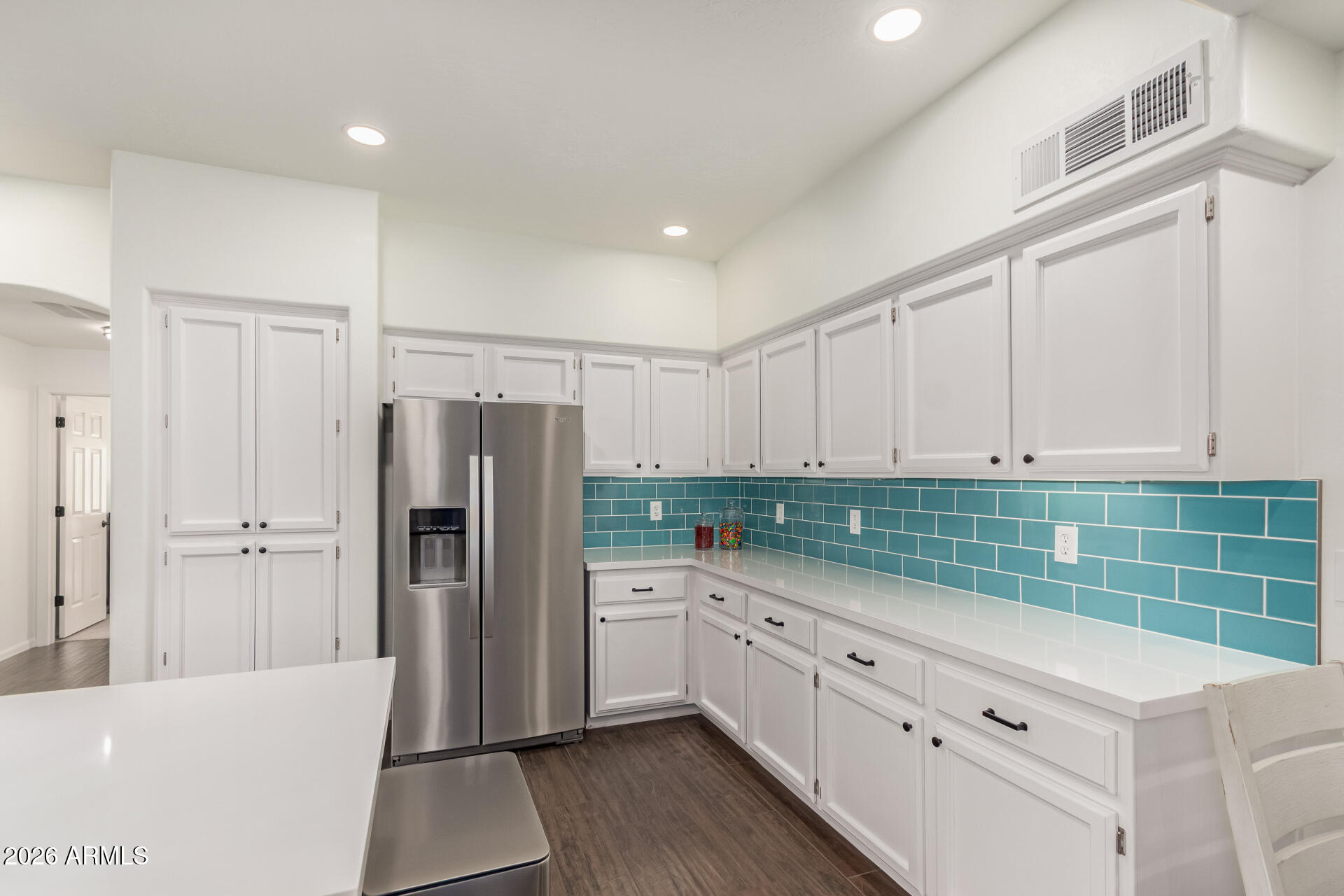 4721 E MORNING VISTA Lane