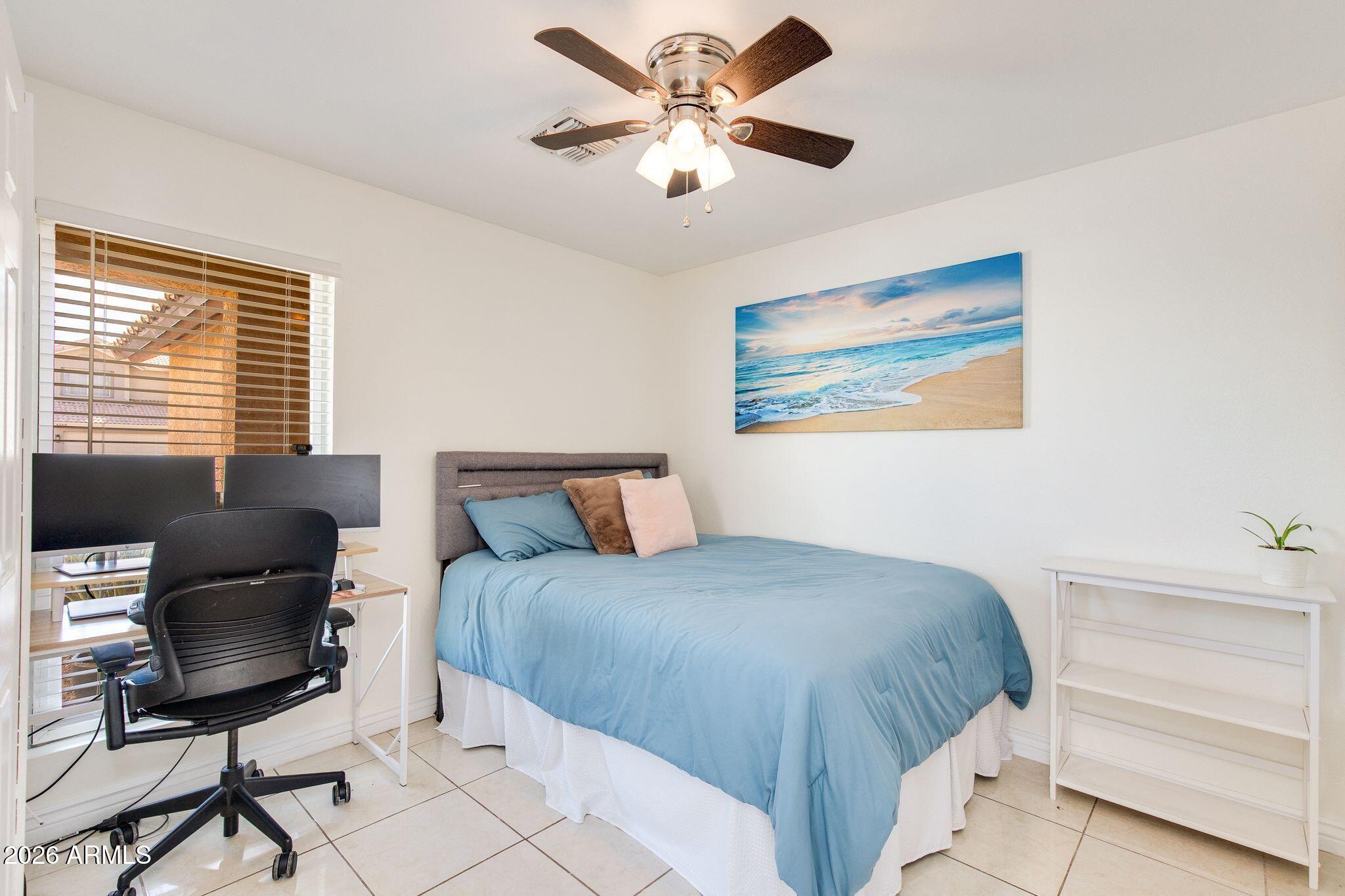 4250 E ENCINAS Avenue