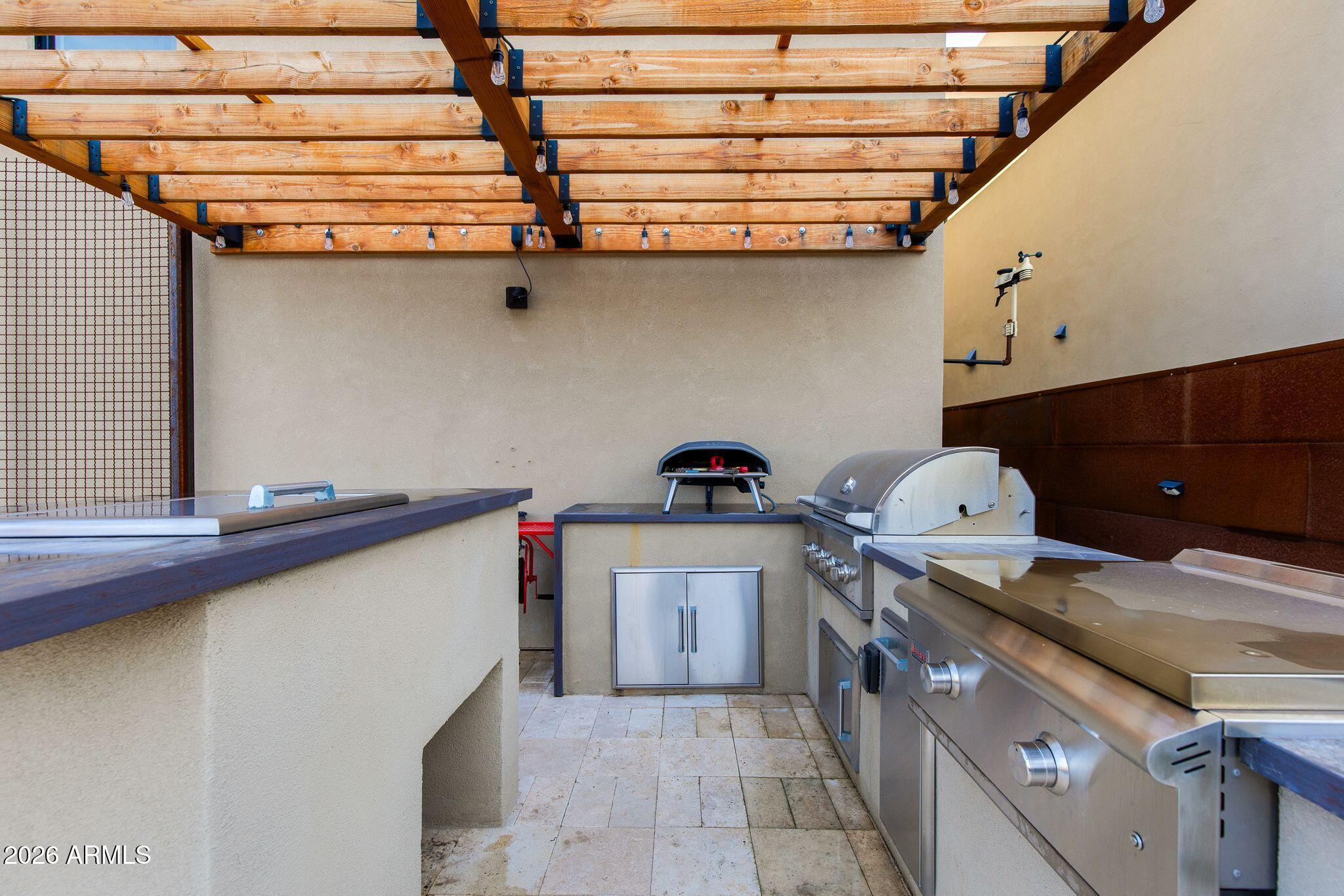 6525 E CAVE CREEK Road Unit: 27