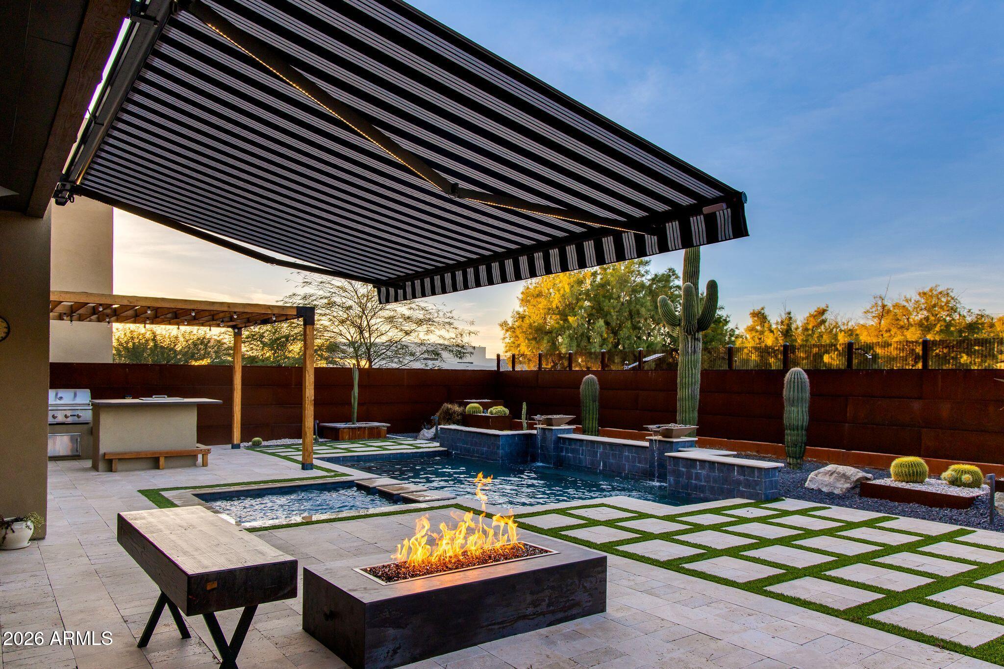 6525 E CAVE CREEK Road Unit: 27