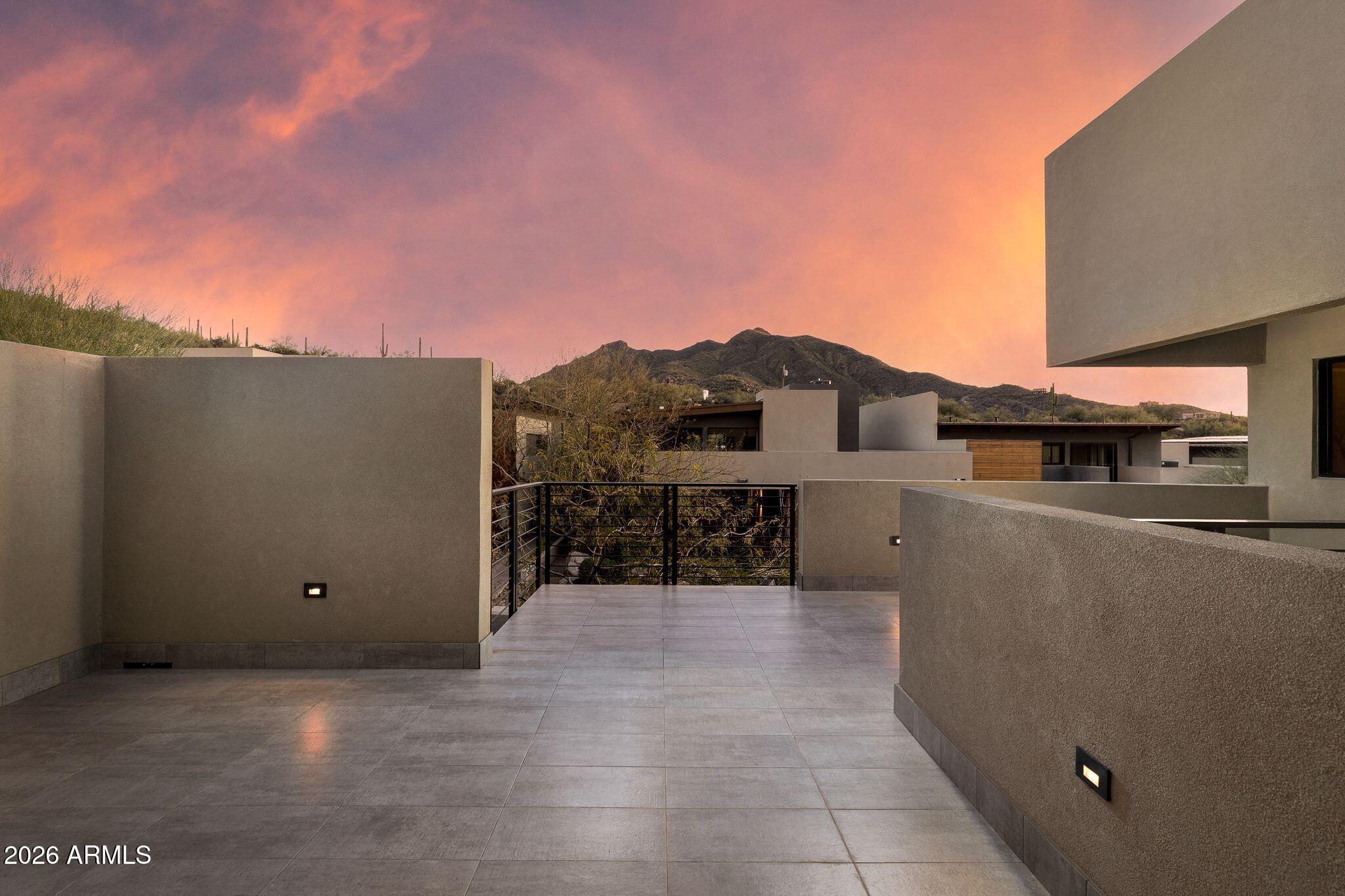 6525 E CAVE CREEK Road Unit: 27