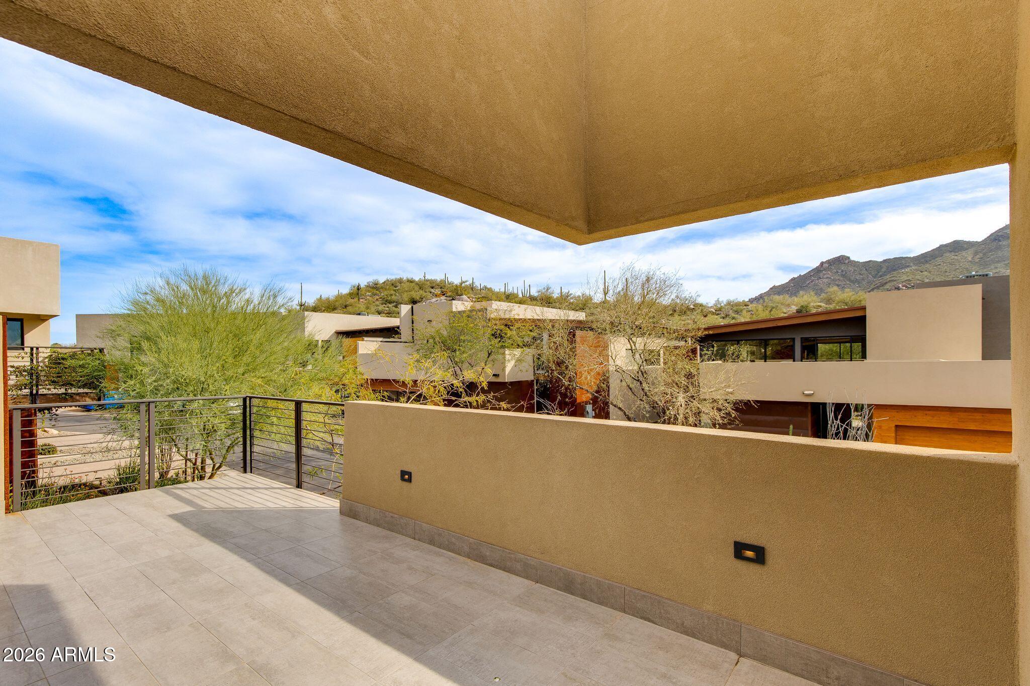 6525 E CAVE CREEK Road Unit: 27