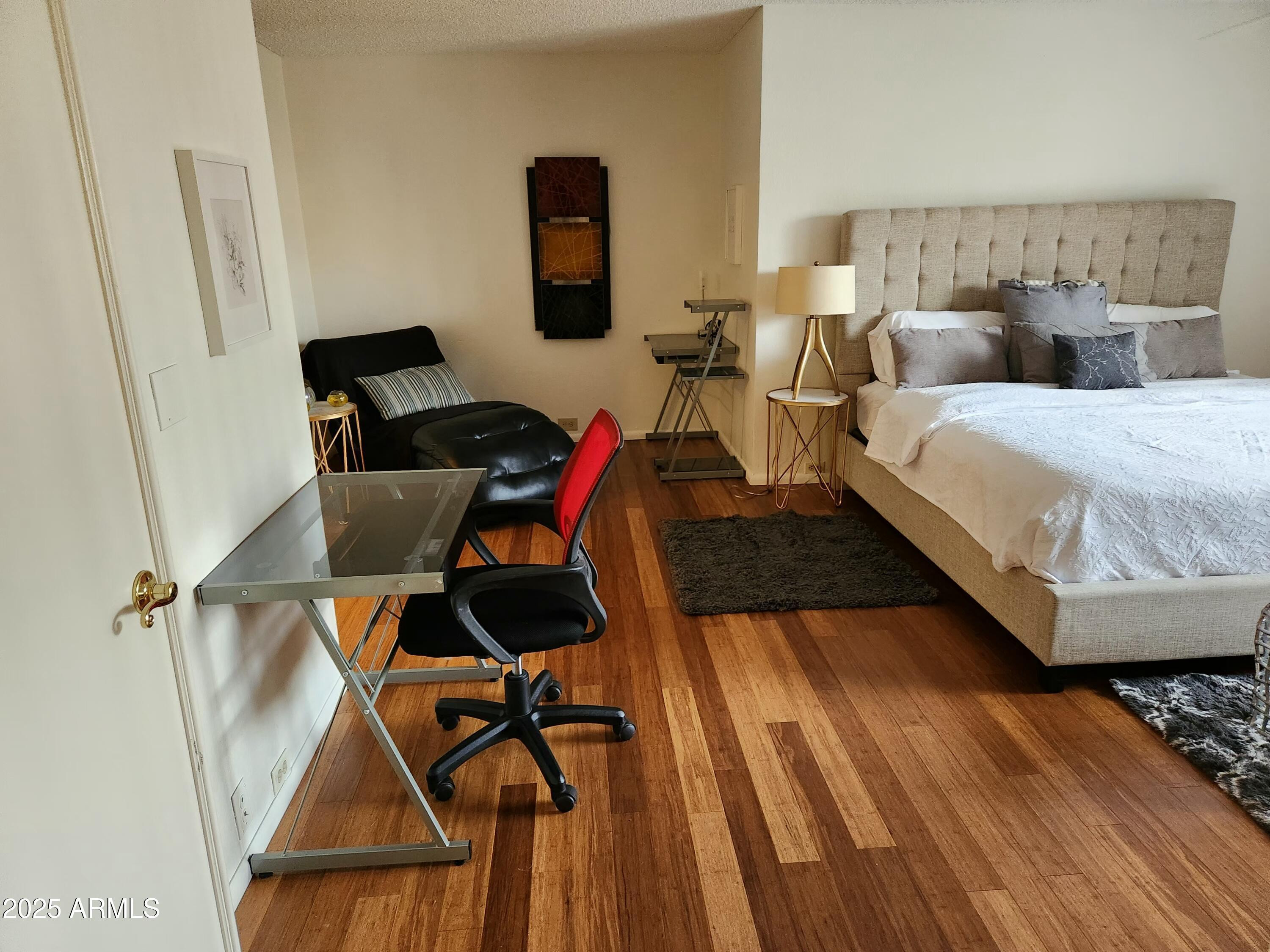 7557 N DREAMY DRAW Drive 184