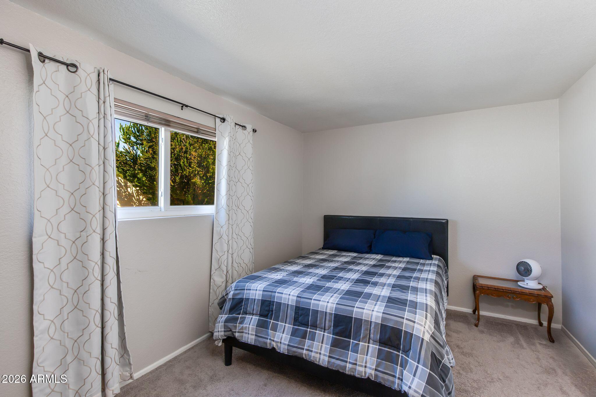 1204 E STEAMBOAT BEND Drive