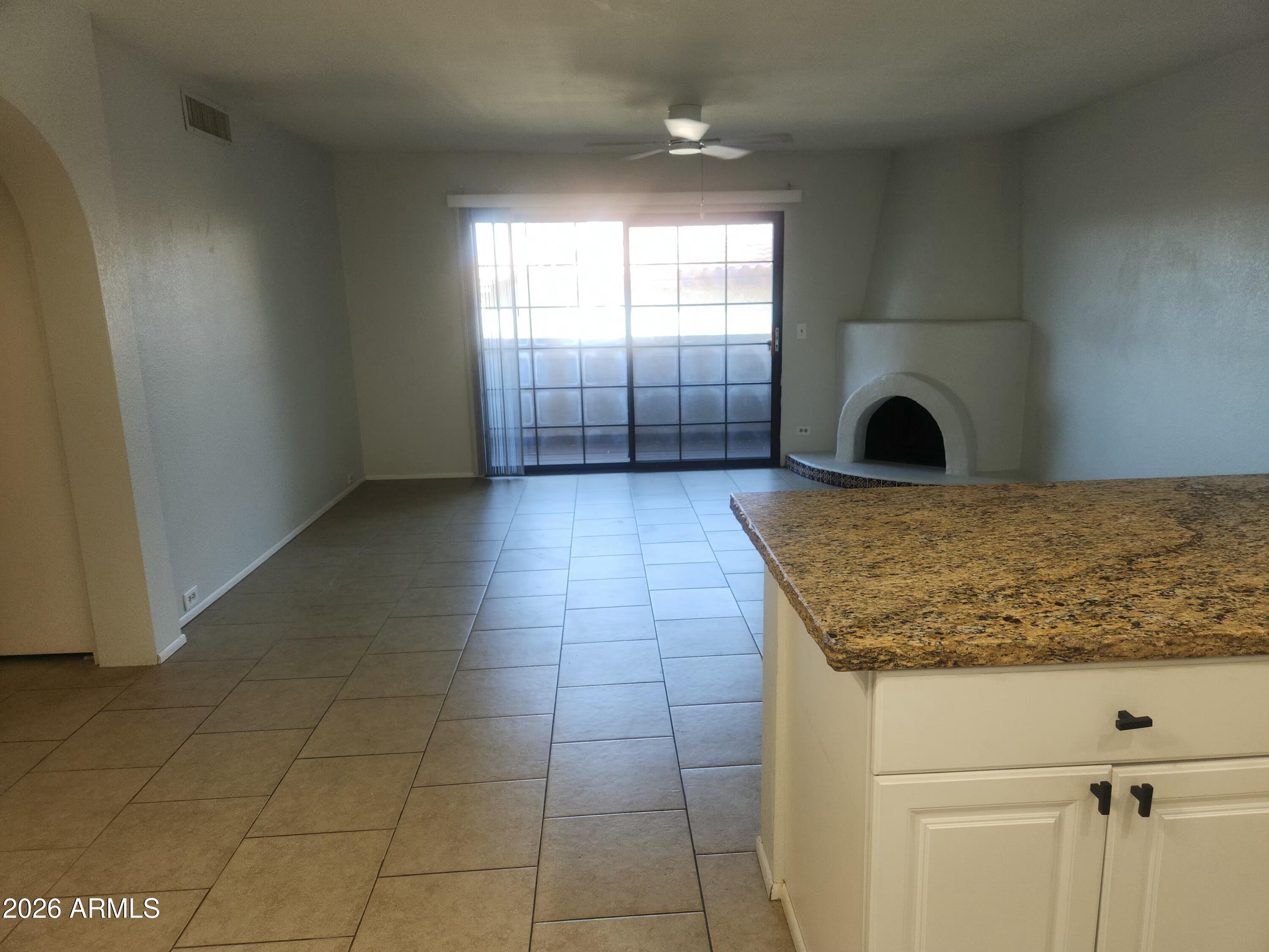 7557 N DREAMY DRAW Drive 248