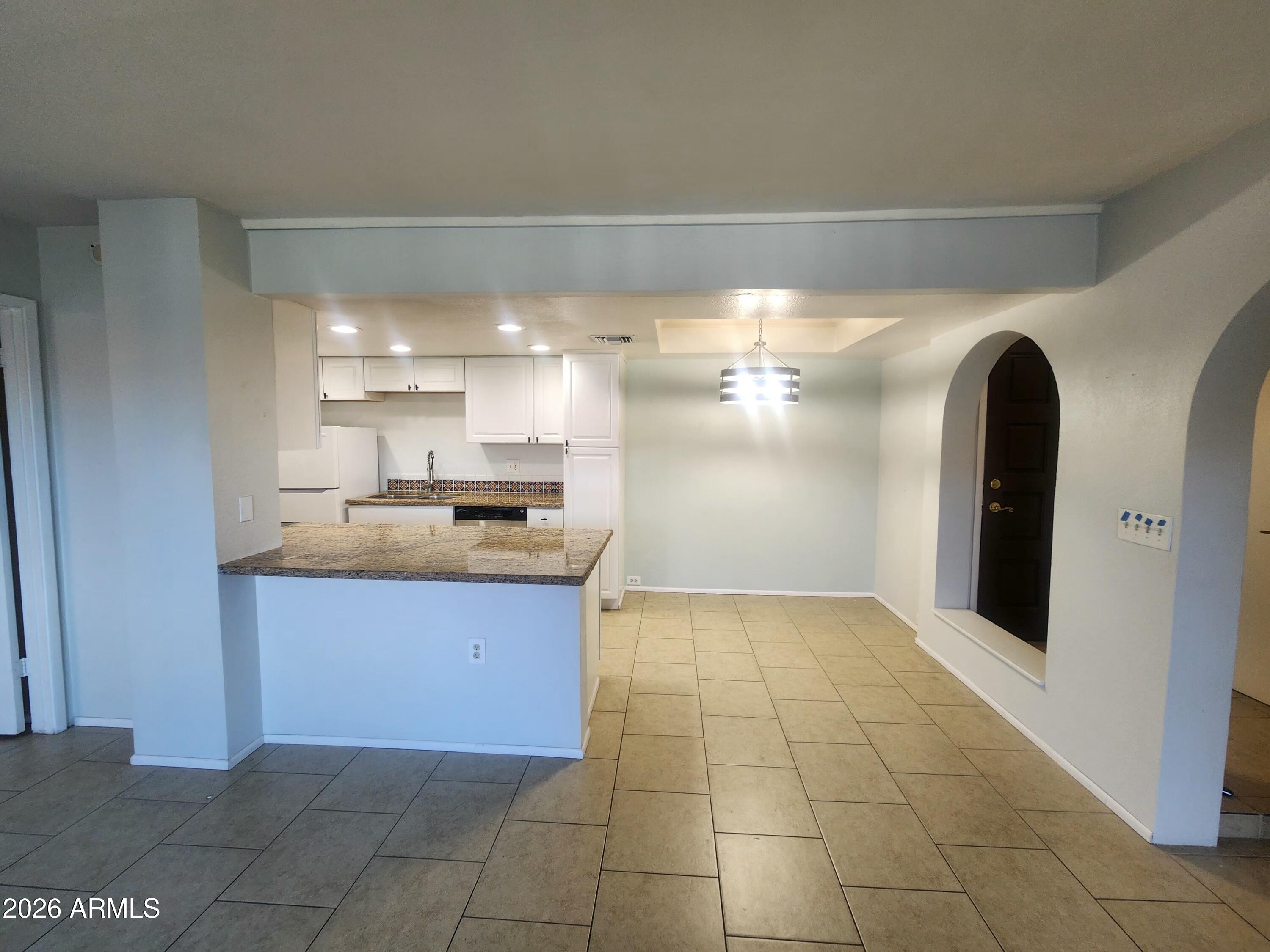 7557 N DREAMY DRAW Drive 248