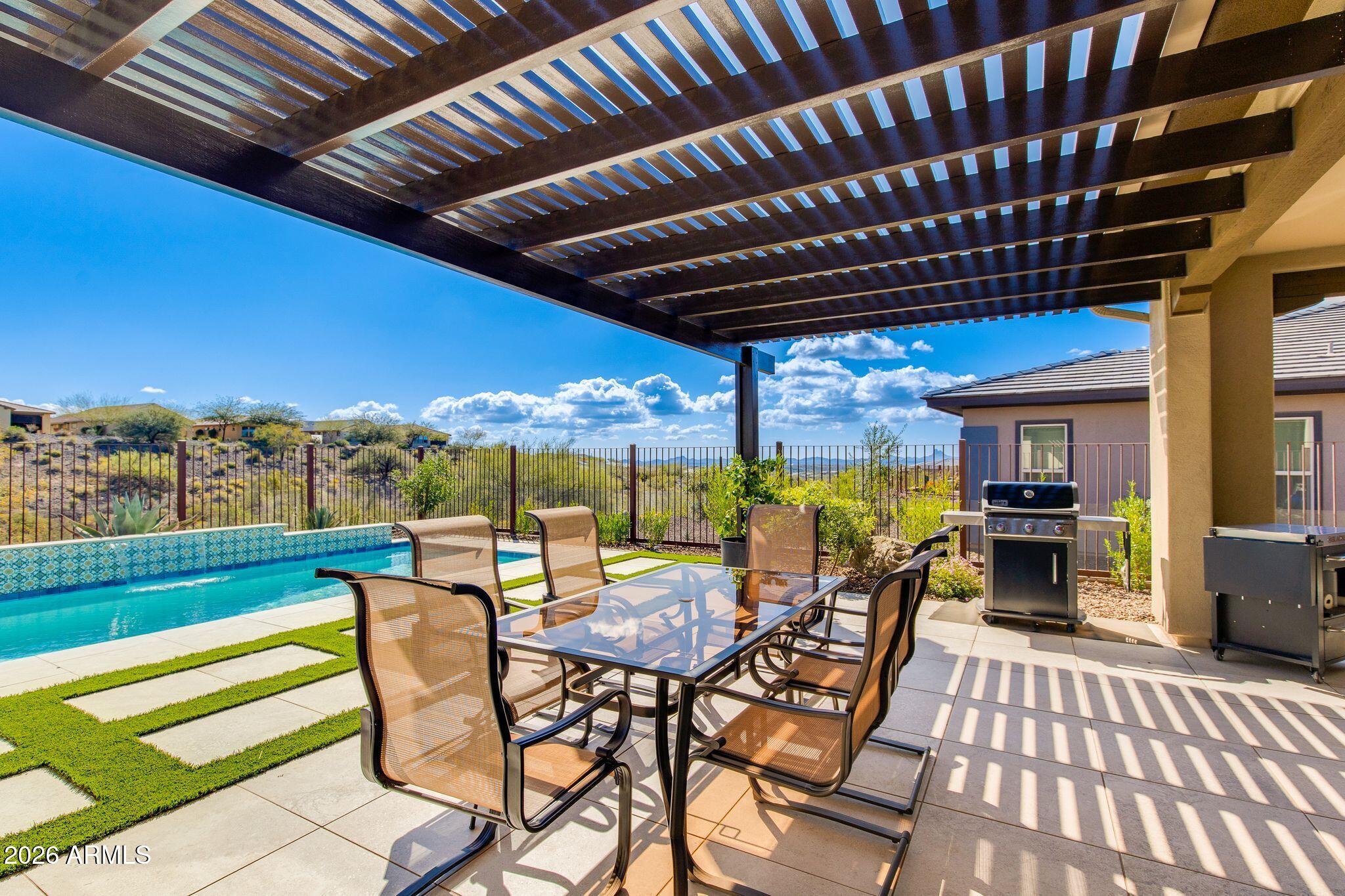 4427 BUCKING BRONCO Road