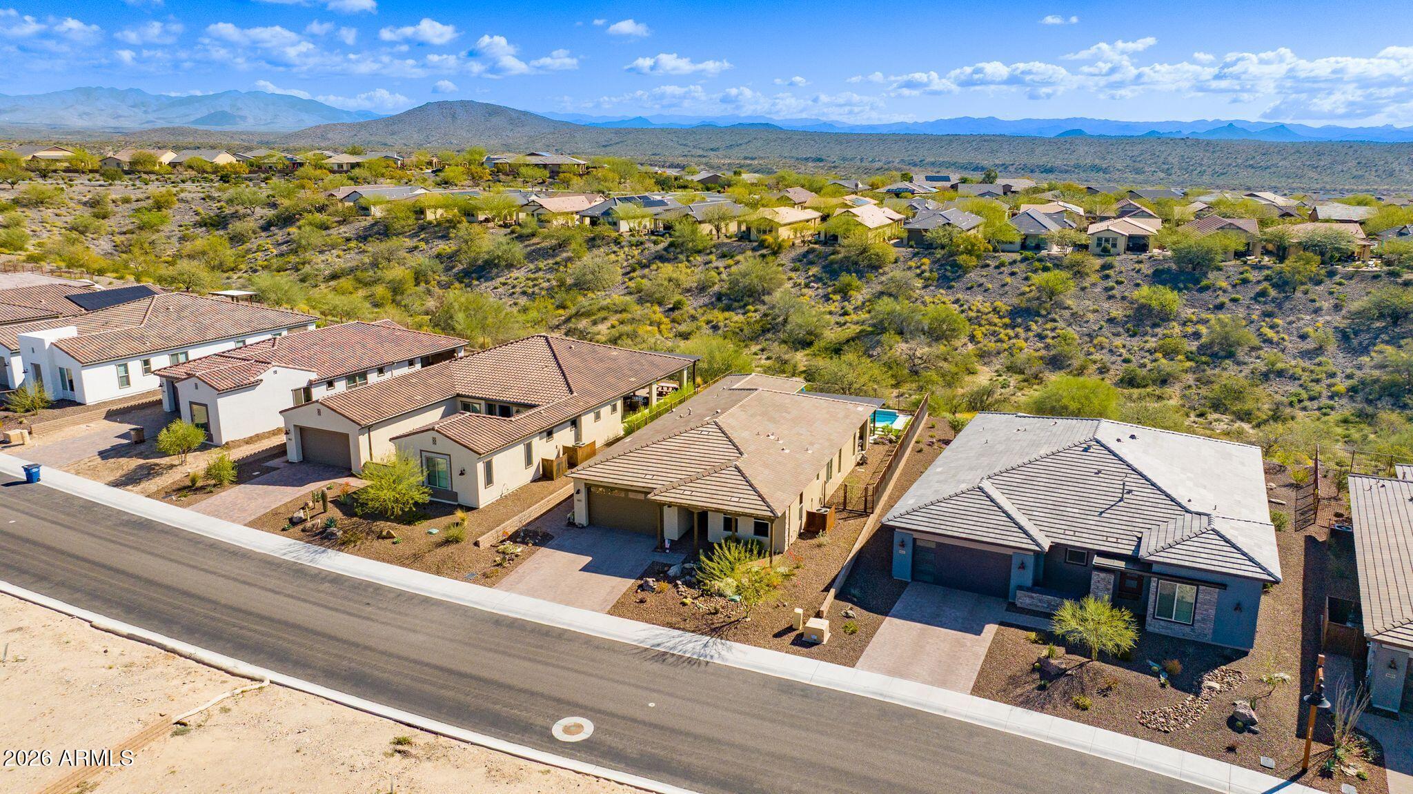 4427 BUCKING BRONCO Road