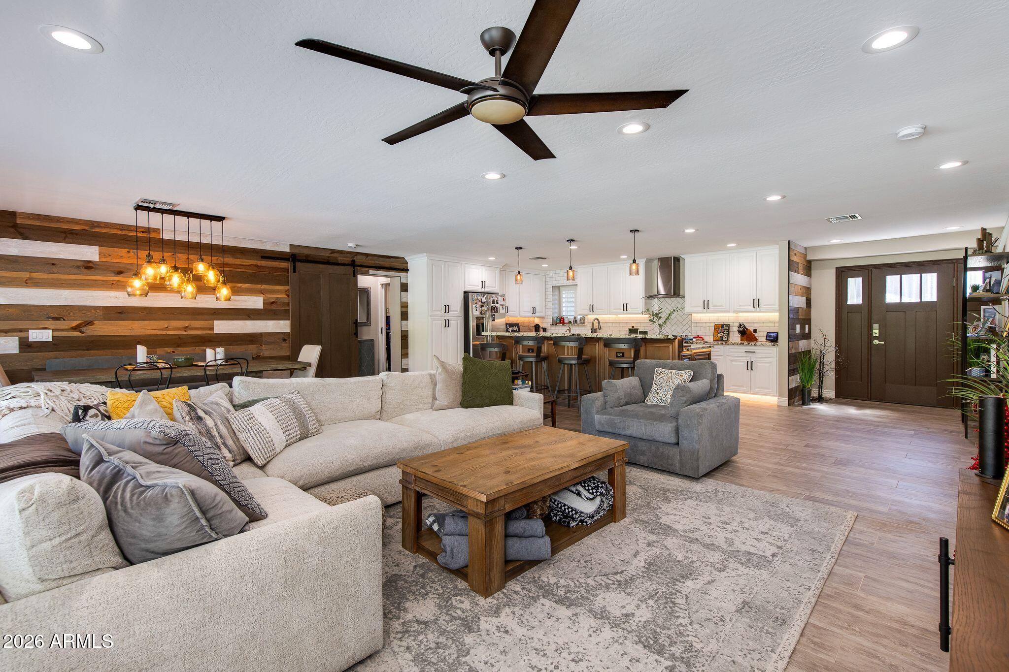 4110 E HAZELWOOD Street