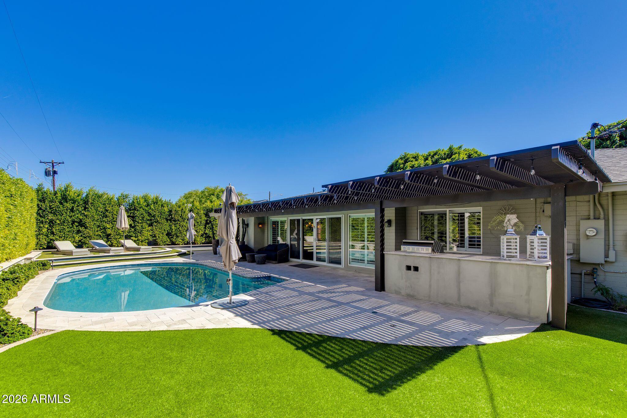 4110 E HAZELWOOD Street