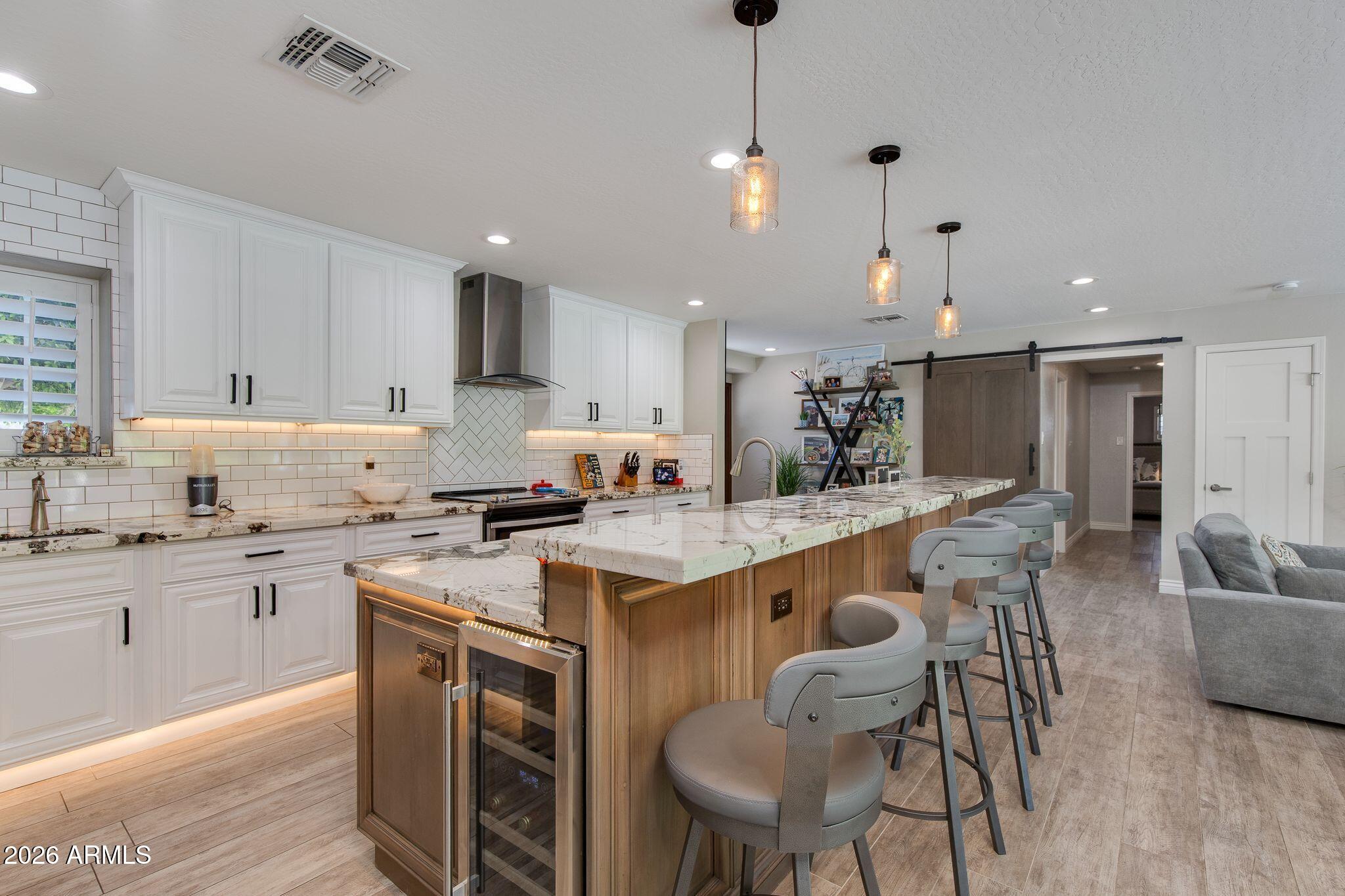 4110 E HAZELWOOD Street