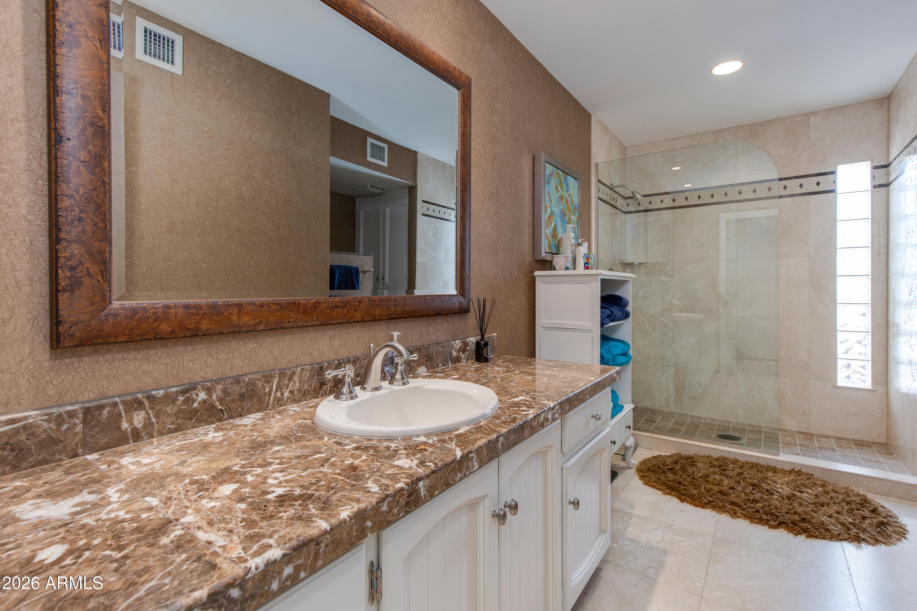 2737 E ARIZONA BILTMORE Circle 2