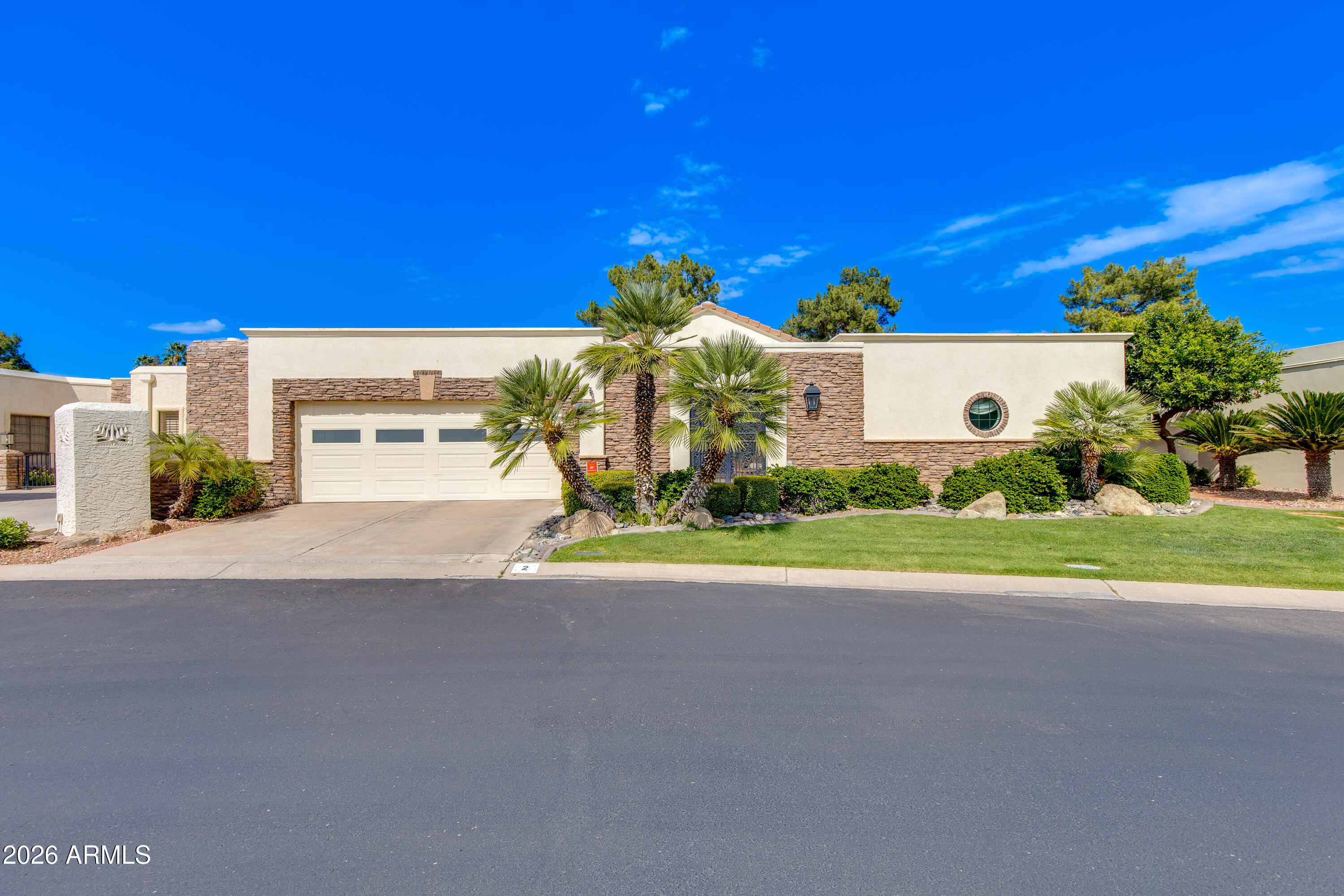 2737 E ARIZONA BILTMORE Circle 2