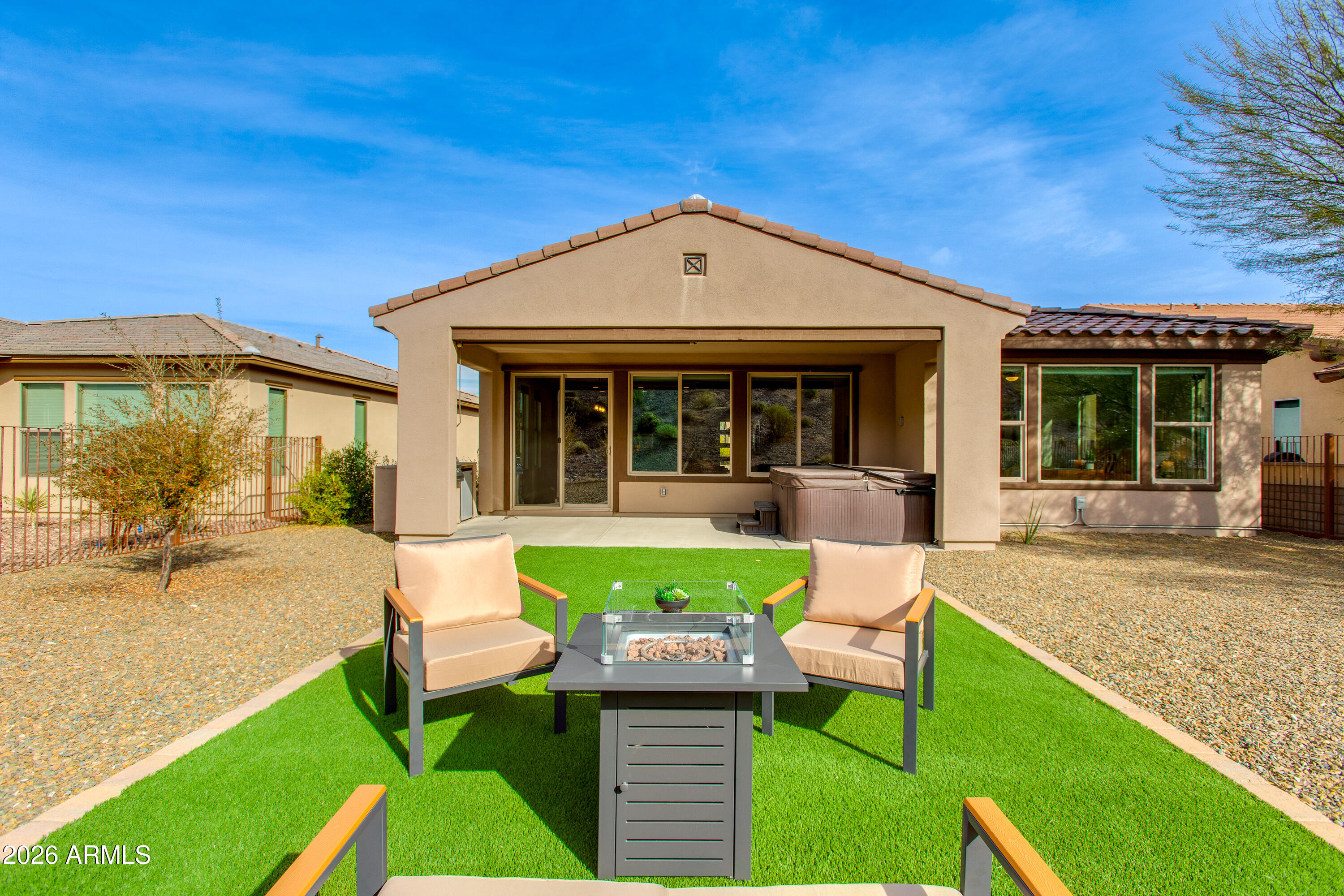 3289 MAVERICK Road