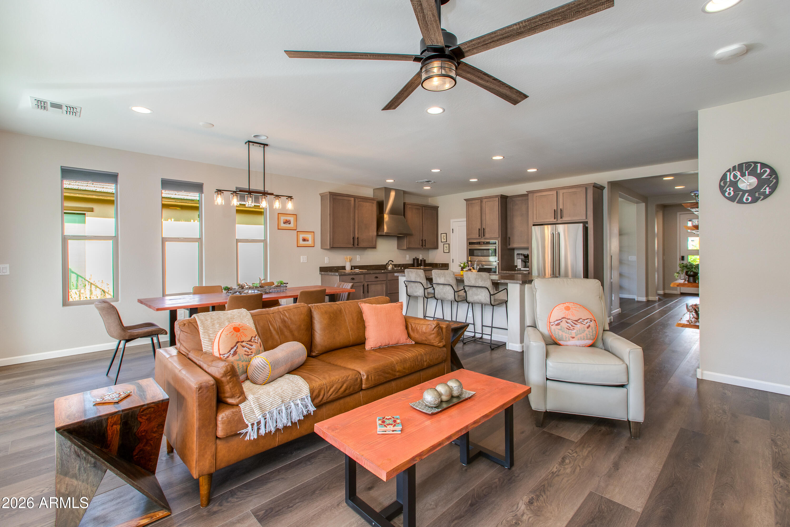 3289 MAVERICK Road